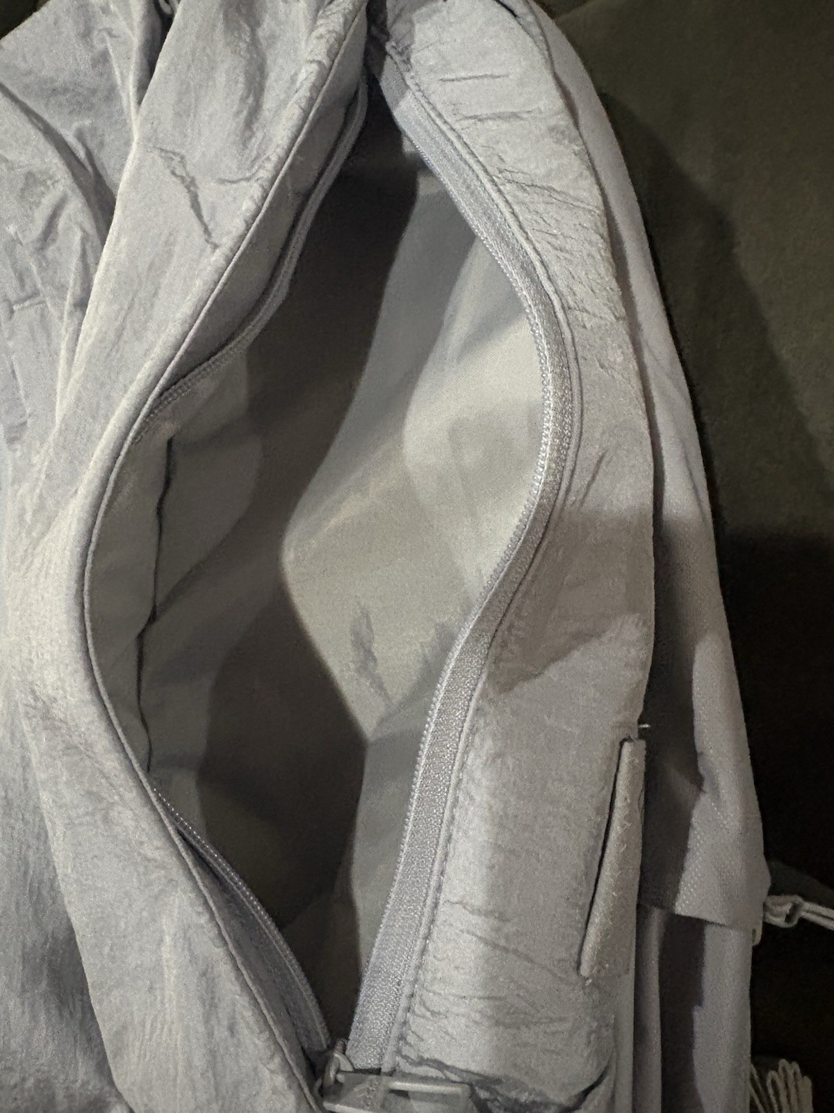 Adidas 4NWNL Backpack Bag 20.5 L Halo Silver w/ inner Laptop Sleeve