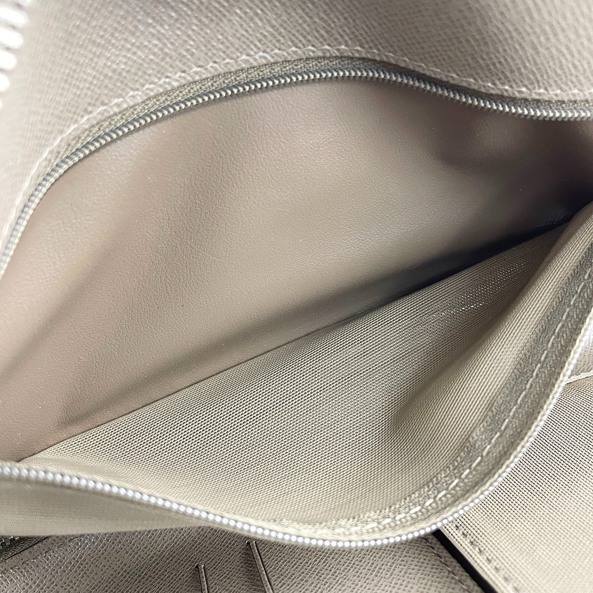 Louis Vuitton Damier Geant Marge Canvas Leather Terre Grey Cross body bag 3322