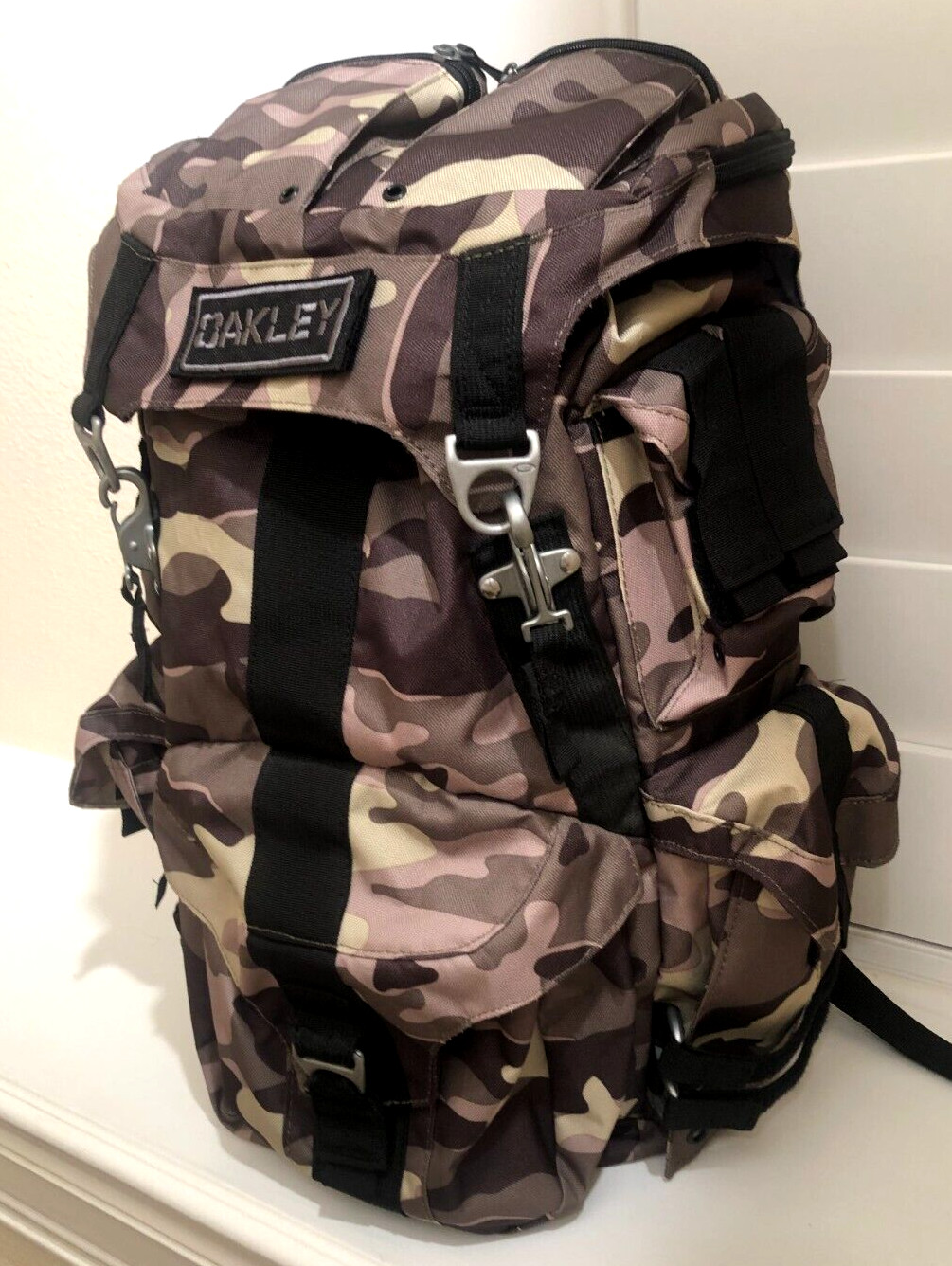 OAKLEY AP MECHANISM BACKPACK Herb Camo Hiking Tactical Bag AP Day Pack New Rare