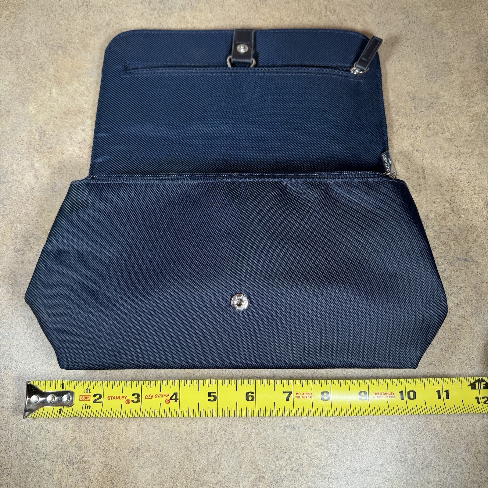 Giorgio Armani Men’s Toiletry Bag Pouch Blue Hanger Travel Dopp