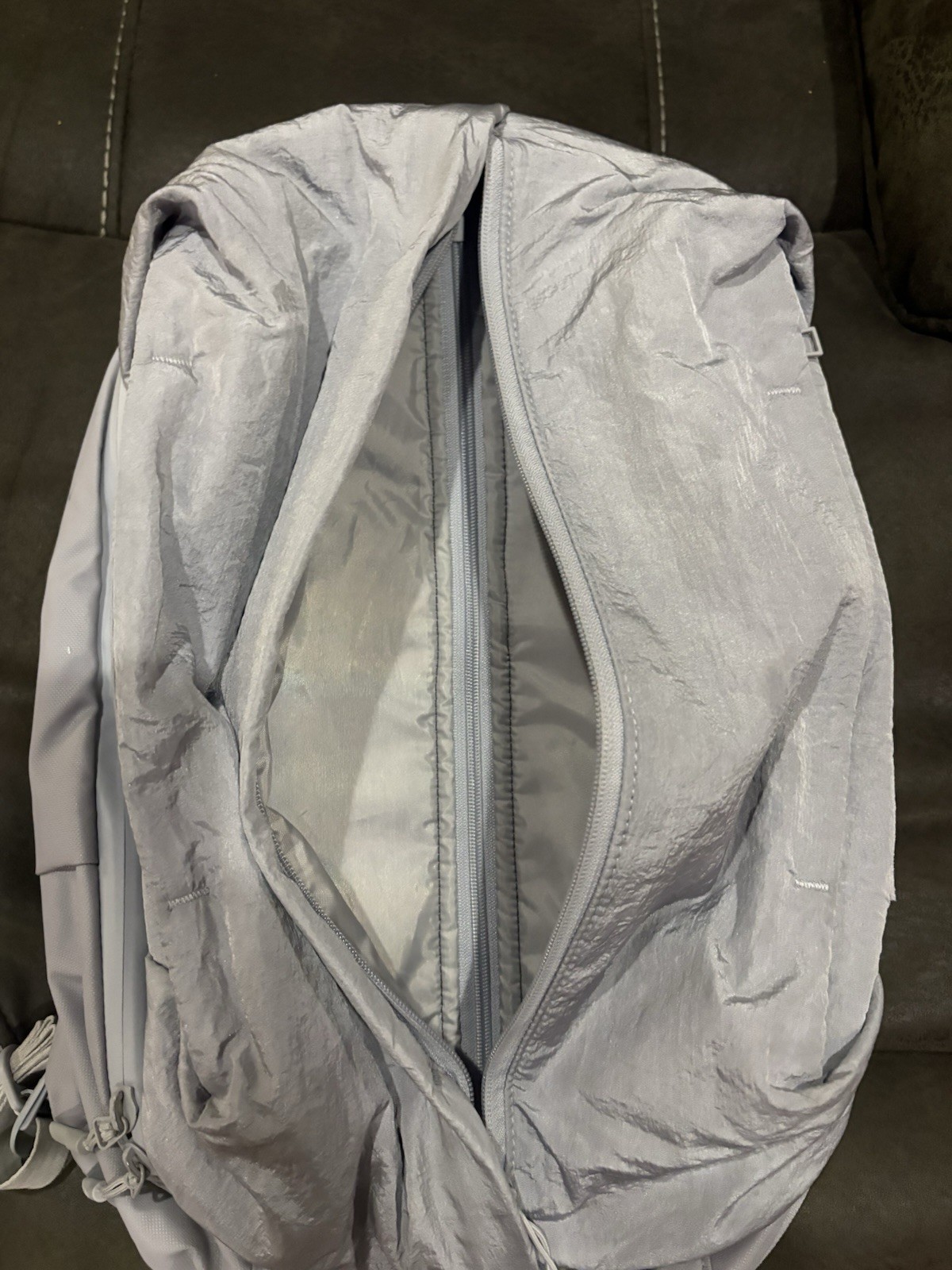 Adidas 4NWNL Backpack Bag 20.5 L Halo Silver w/ inner Laptop Sleeve