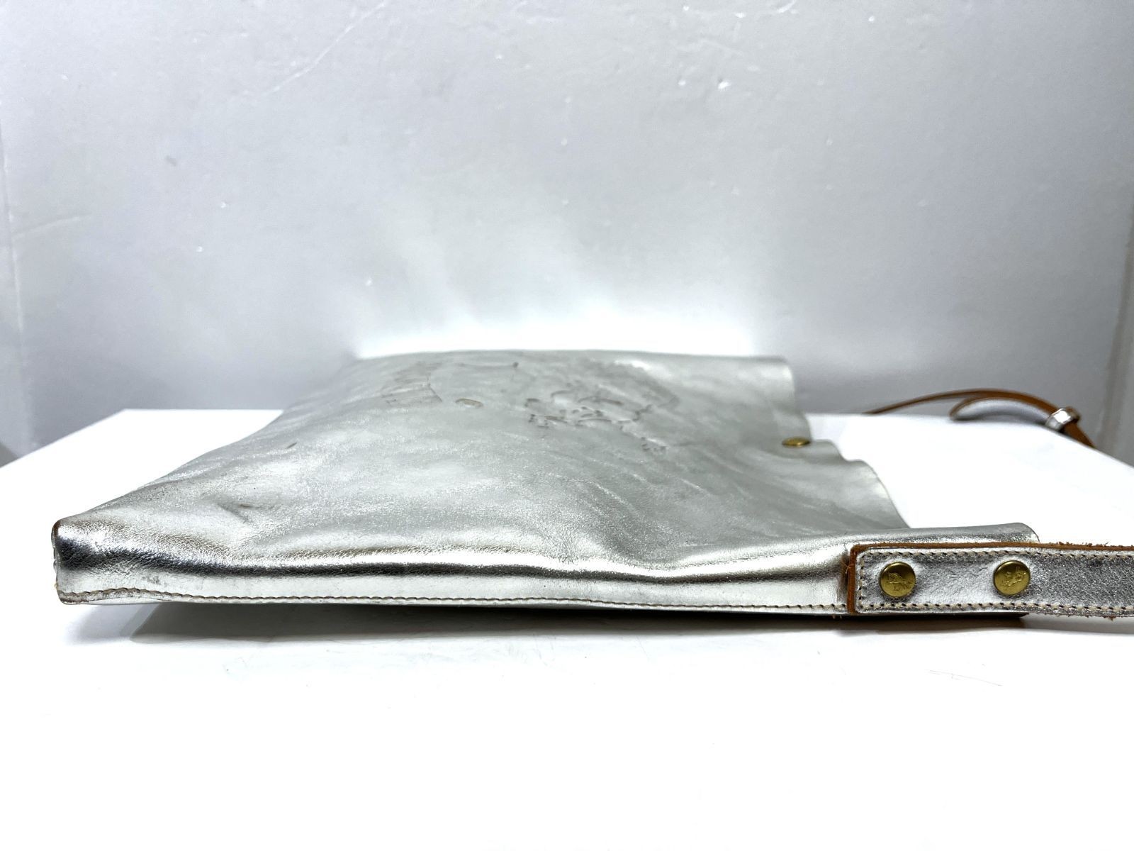IL BISONTE Authentic Crossbody Bag Shoulder Bag 26×35cm silver metallic