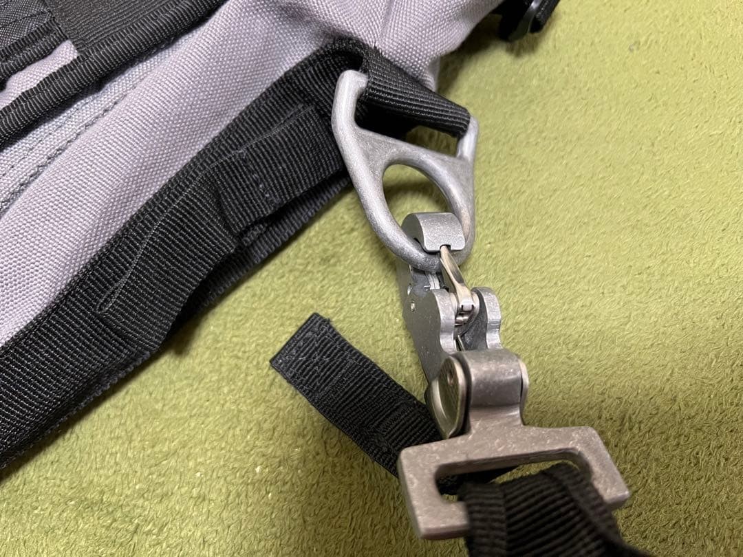 Oakley Tactical Field Gear SI Messenger Bag Black Gray Vintage Rare