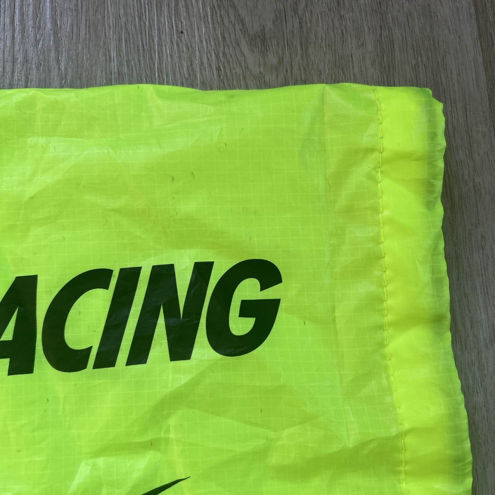 Nike Track & Field Racing Neon Yellow Gear Shoe Bag Nylon OS Swoosh Stains READ