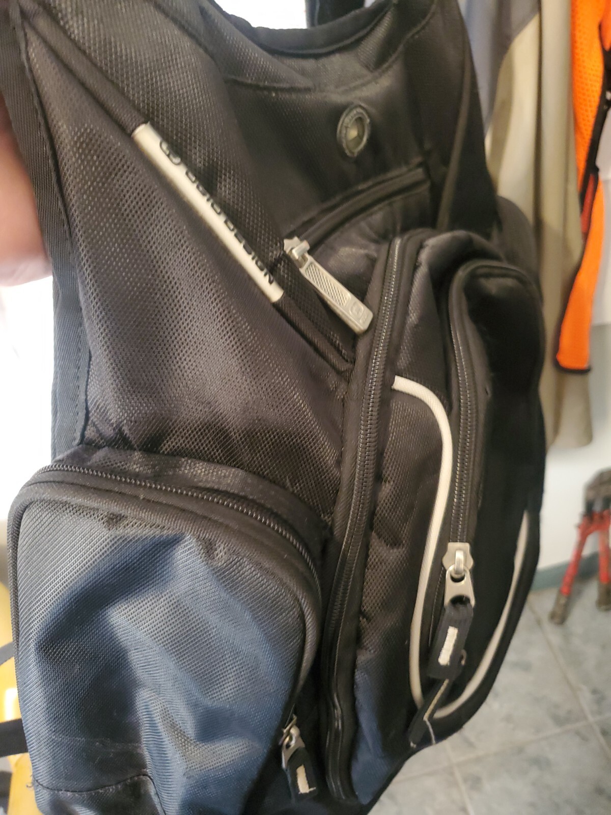 O’GIO Bounty Hunter Black Laptop Backpack Bag Audio Tech 7 Pocket