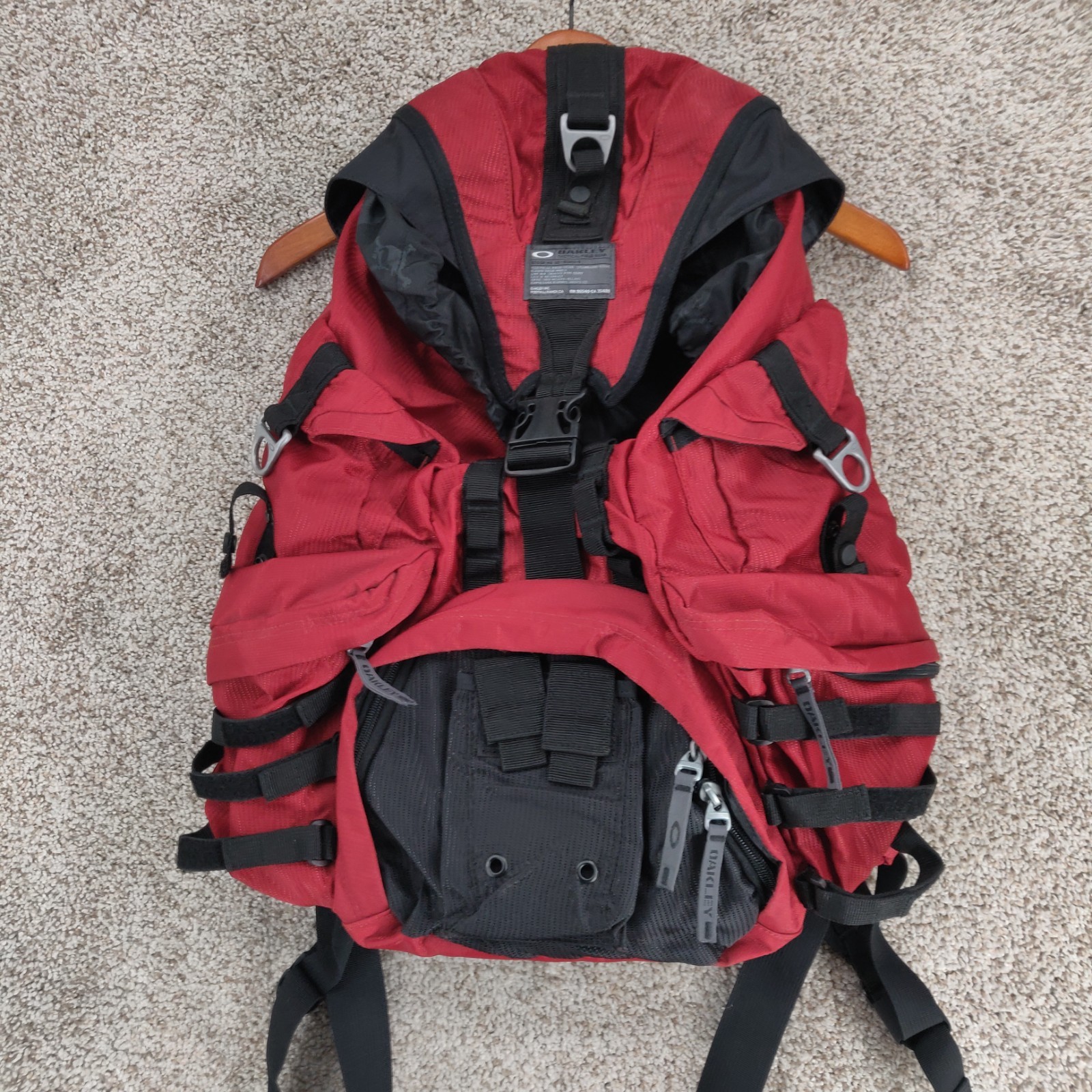 Vintage Oakley Tactical Field Gear Backpack Surf Pack Red
