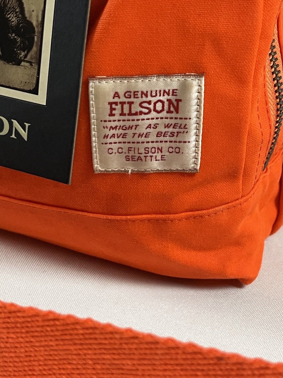 FILSON 24-HOUR TIN CLOTH BRIEFCASE FLAME NWT