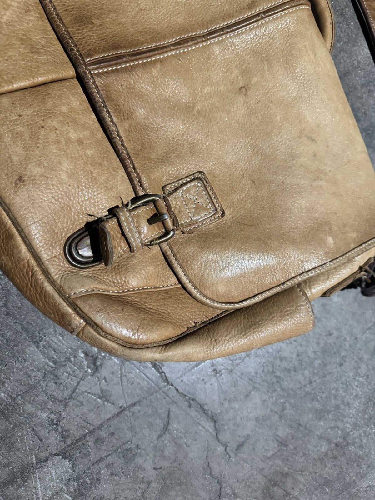 Vtg LL Bean Leather Laptop Messenger Briefcase Bag Tan Brown Expandable Preppy