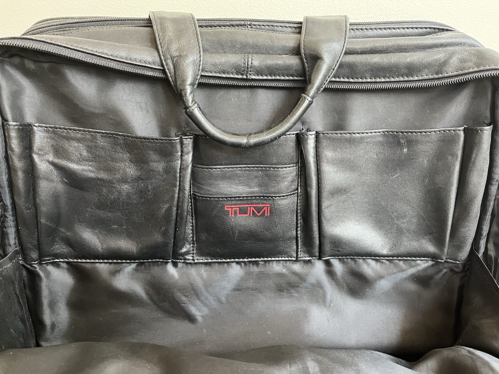 Vtg TUMI Vintage Expandable Leather Organizer Laptop Large Briefcase – Black