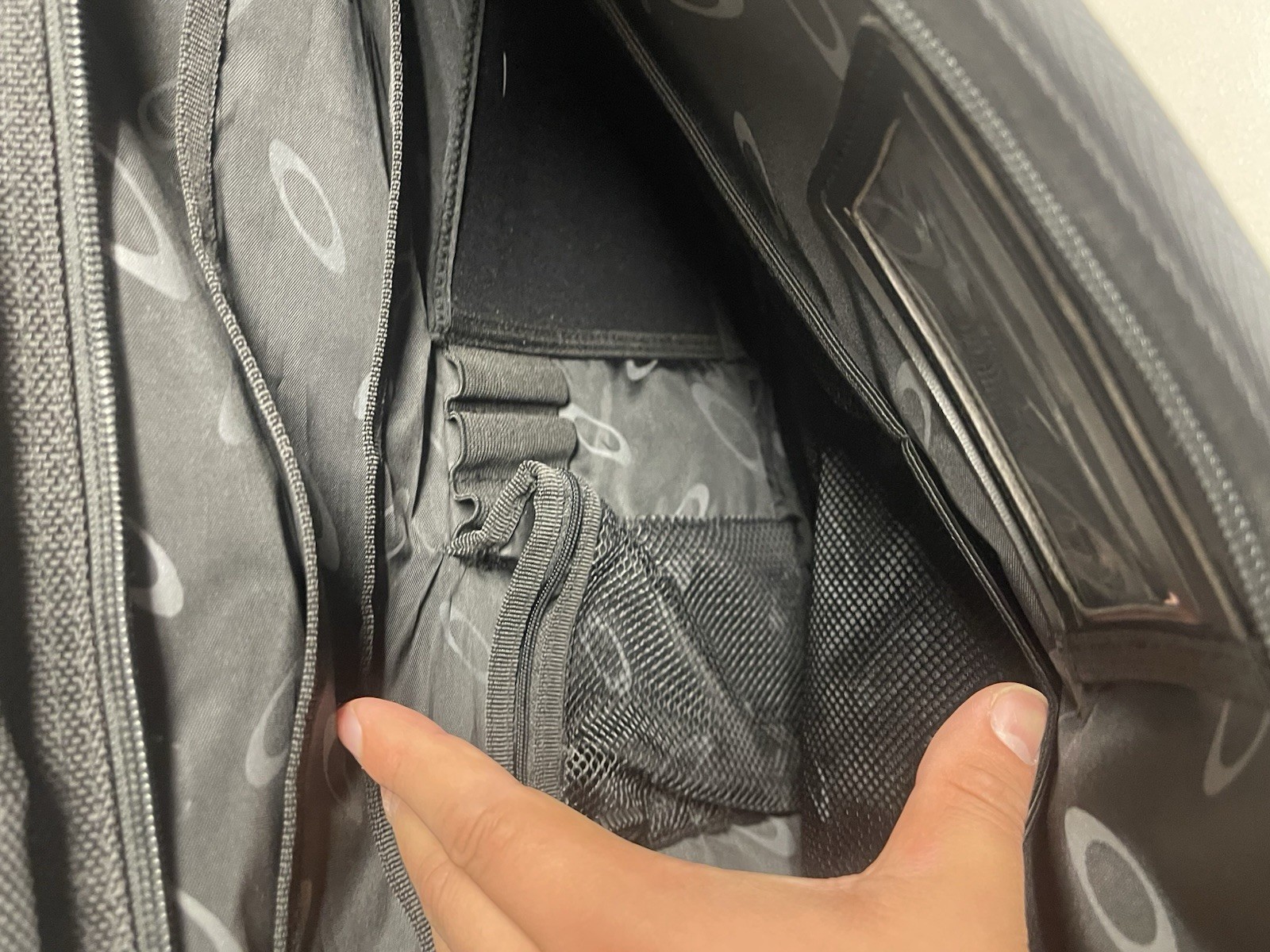OAKLEY AP MESSENGER BAG Tactical Field Gear Range Pack w/ Mechanism Latches Rare