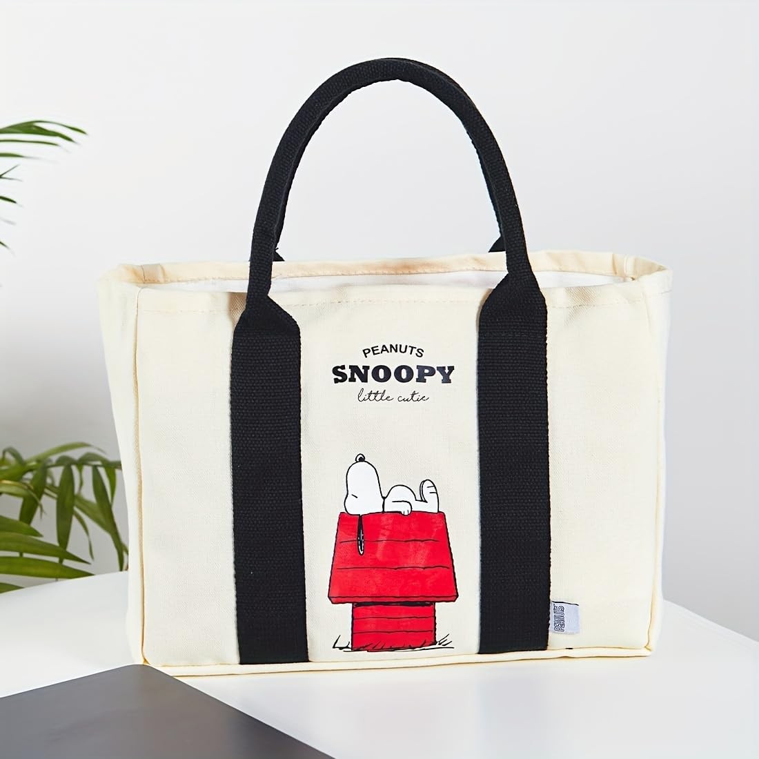 MINISO Snoopy Tote Bag,Peanuts Summer Travel 11.4″ x 8.5″ x 4.3″, Ivory