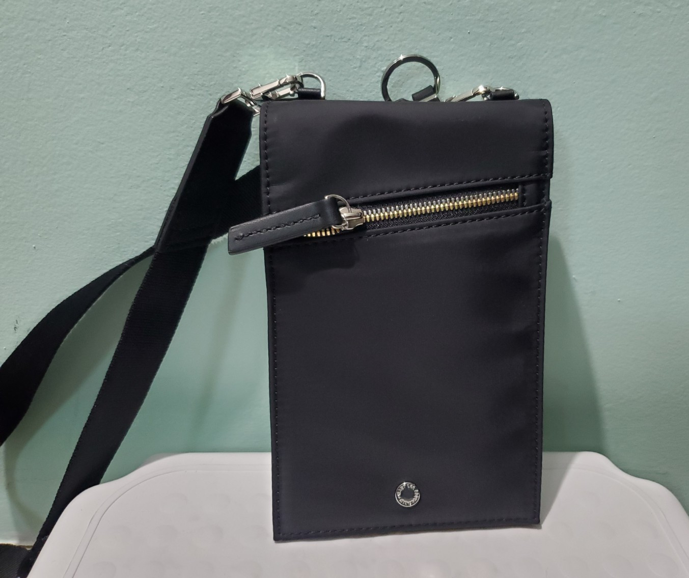 NWT WANT LES ESSENTIELS McCarran Black Nylon Unisex Crossbody Wallet Phone Bag