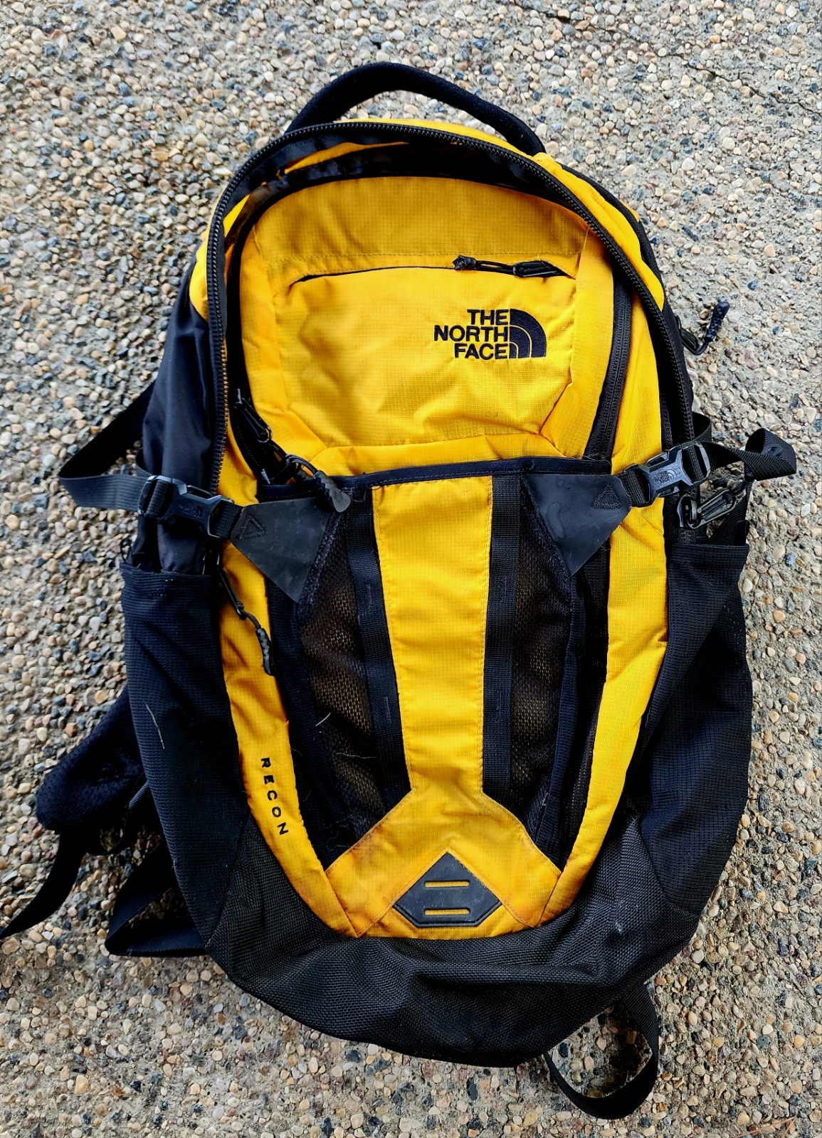The North Face Recon Backpack Grey Yellow Laptop Divider Hiking Strap Bag School