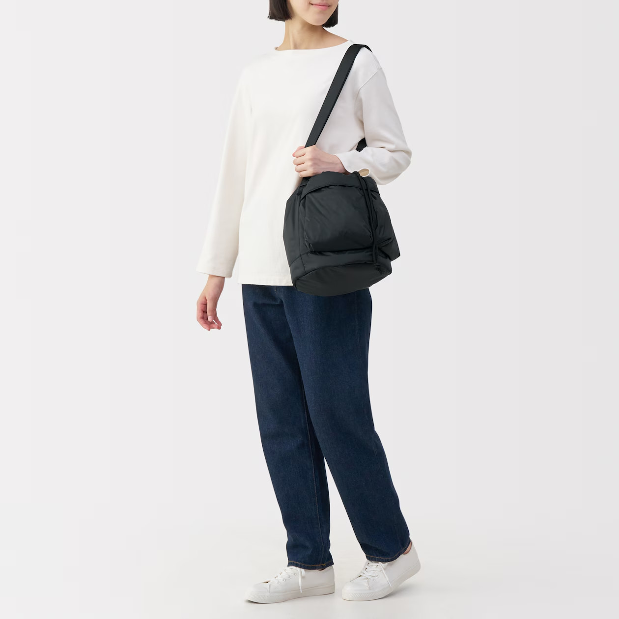 MUJI Water-Repellent Padded Drawstring Bag 11-Litter Crossbody Unisex NWT