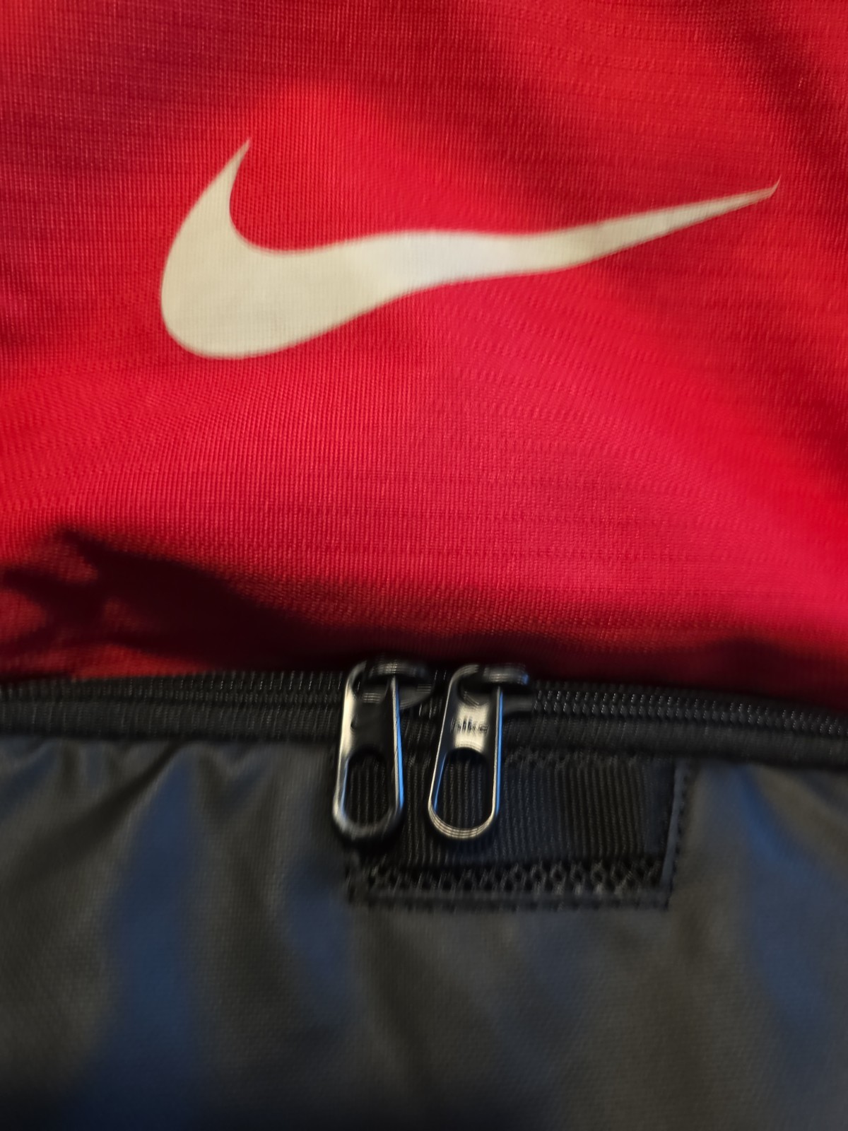 Nike Brasilia backpack Padded Straps & Adjustable, 4- Pockets Black & Red