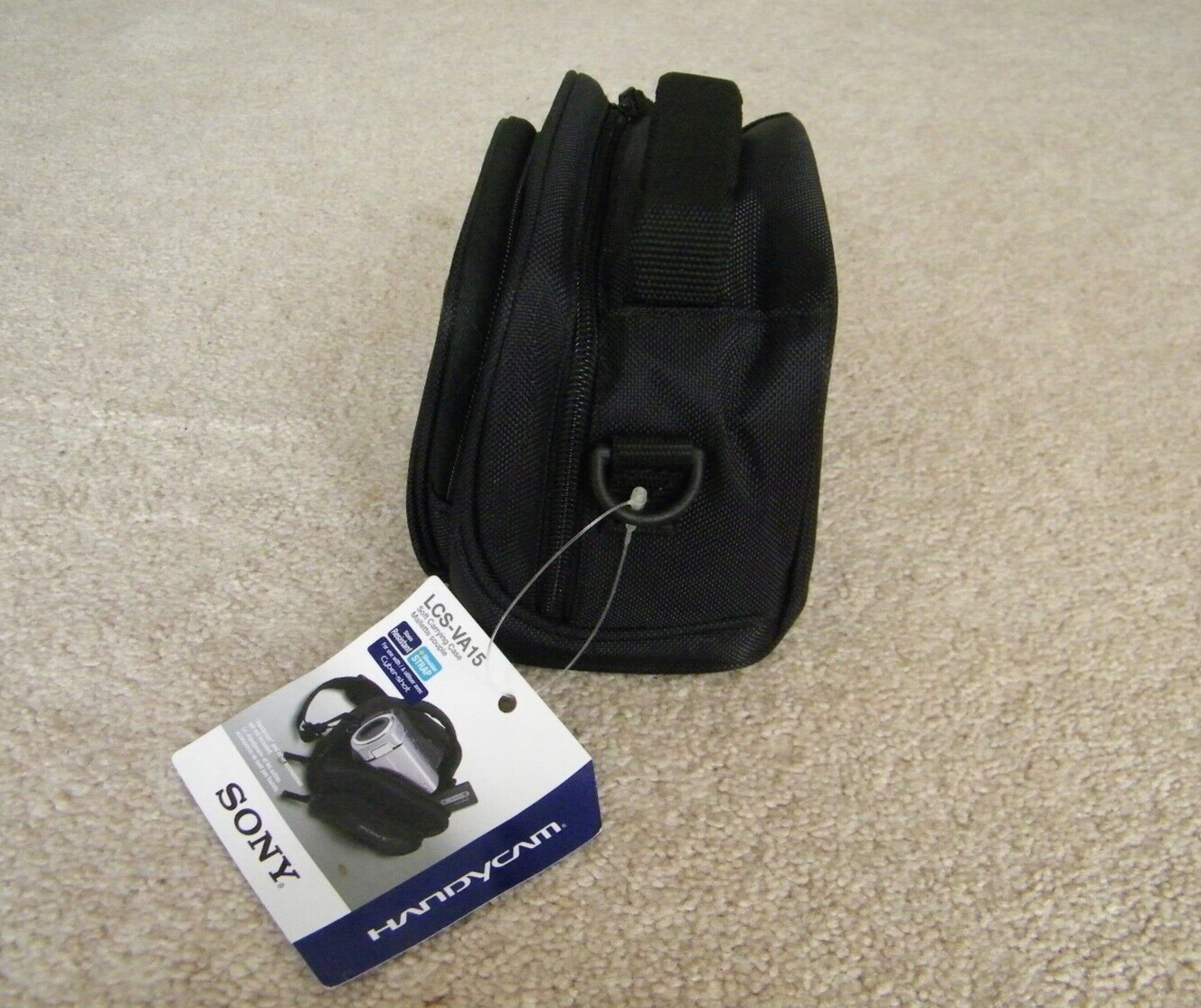 SONY LCS-VA15 HANDYCAM Case, Includes Shoulder Strap, Brand New With Tags