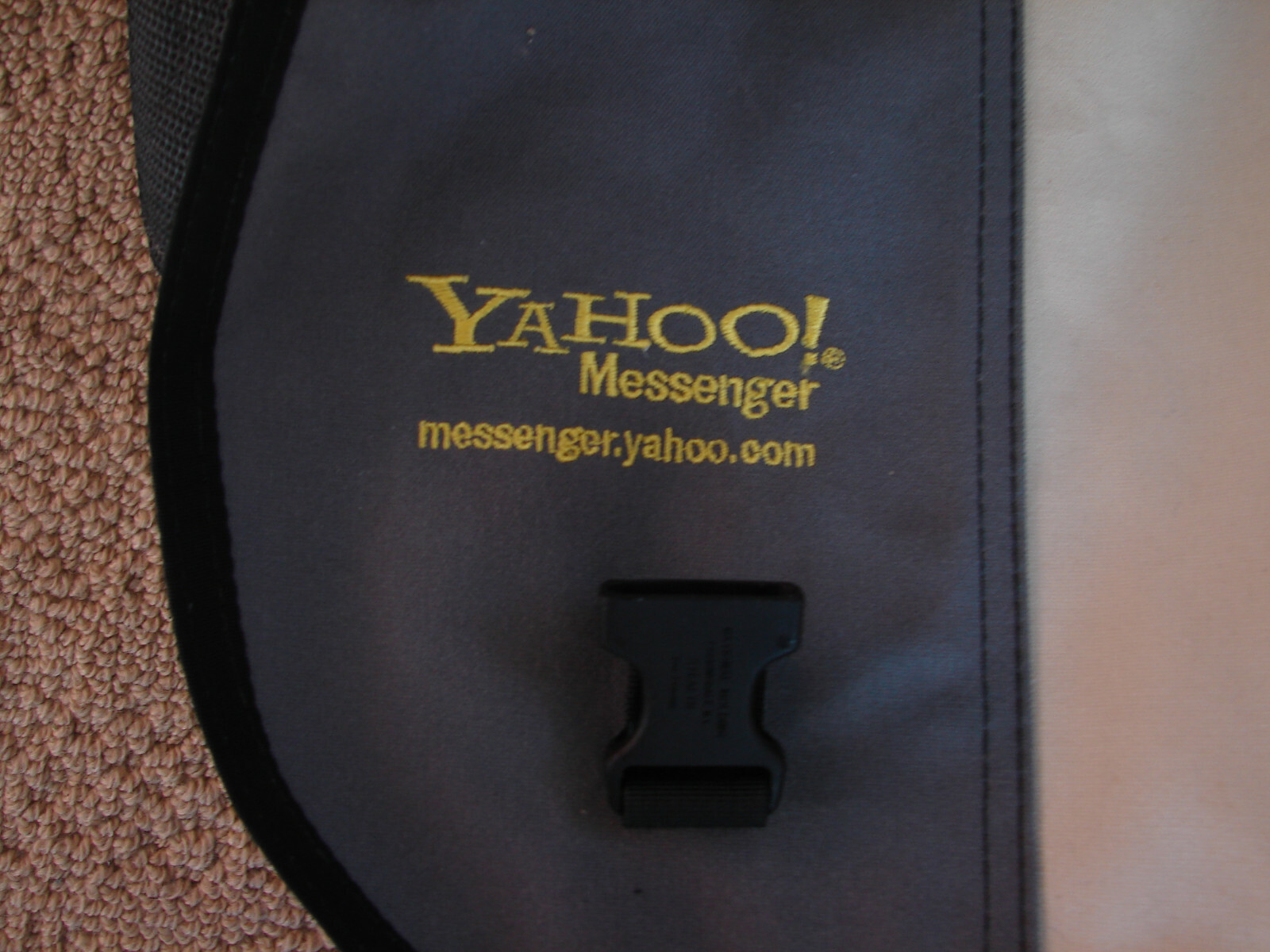 Yahoo Messenger TimBuk2 Messenger Laptop Bag Gray Orange Beige