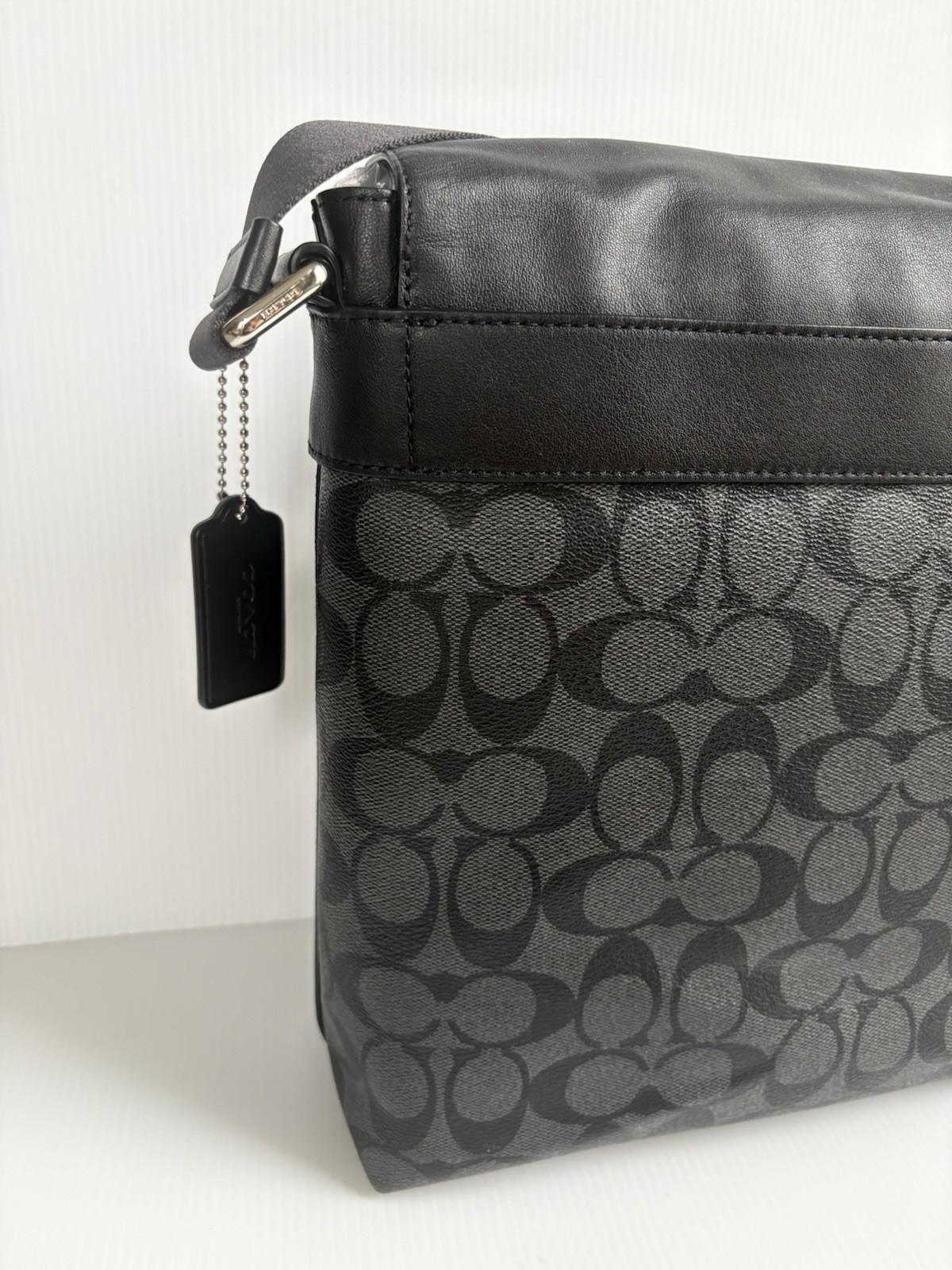 Coach F54771 Charles Small Messenger Bag Charcoal/Black EUC