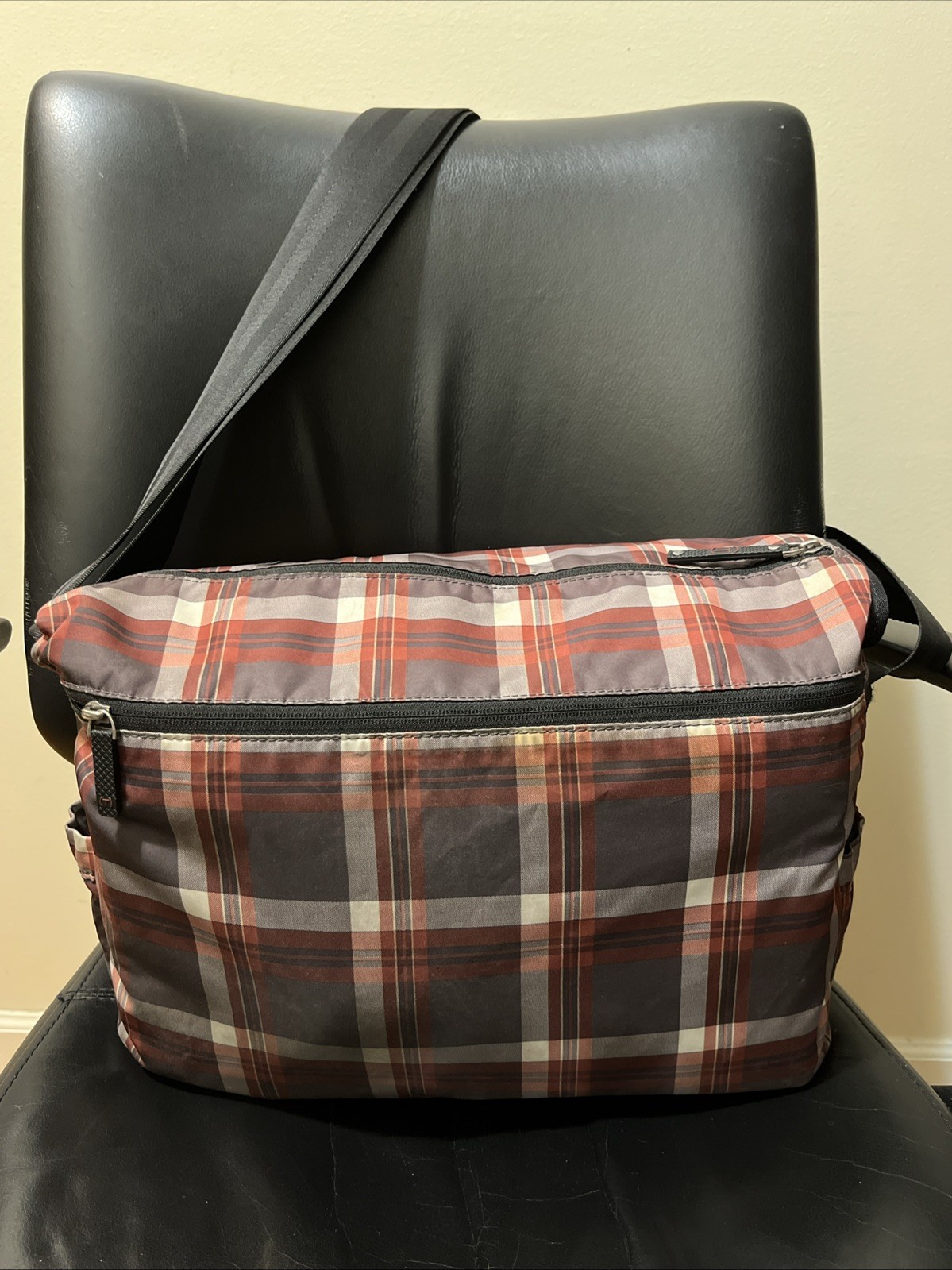 Tumi T-Tech Plaid Nylon Messenger Bag Laptop Bag – Rare!
