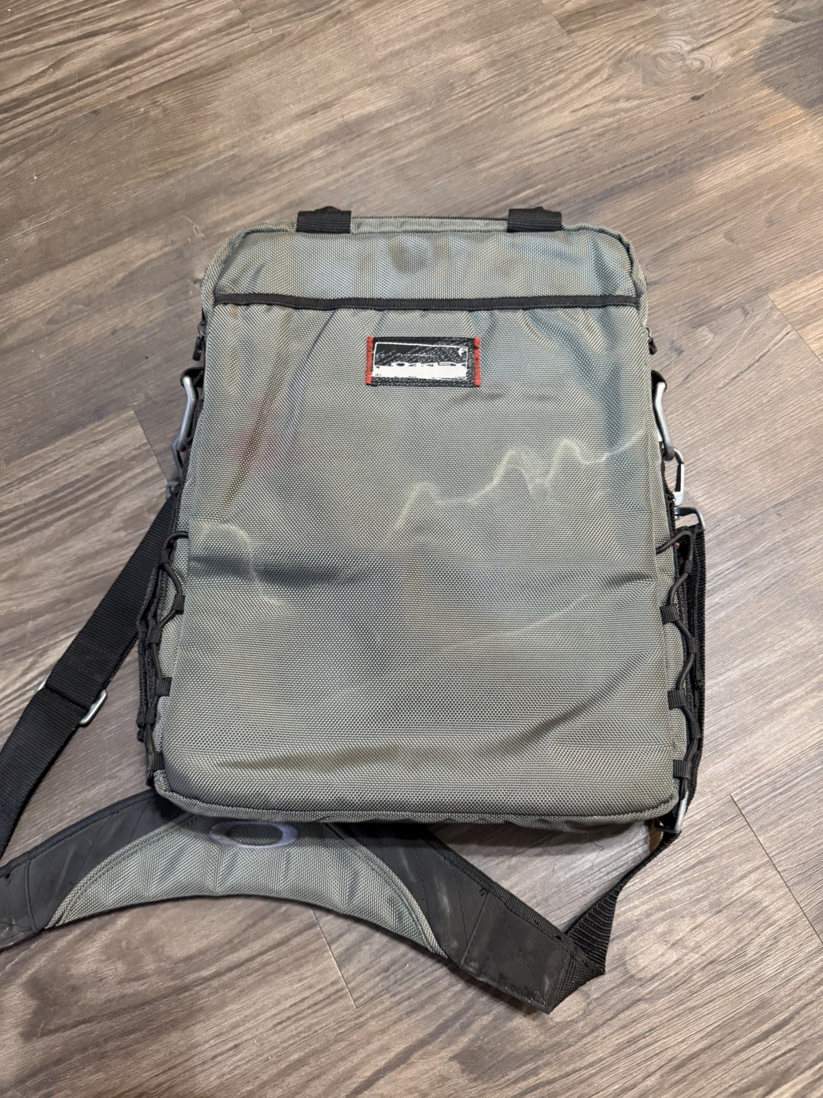Oakley Tactical Field Gear Vertical Messenger Laptop Bag Strap Vintage Y2K Gray