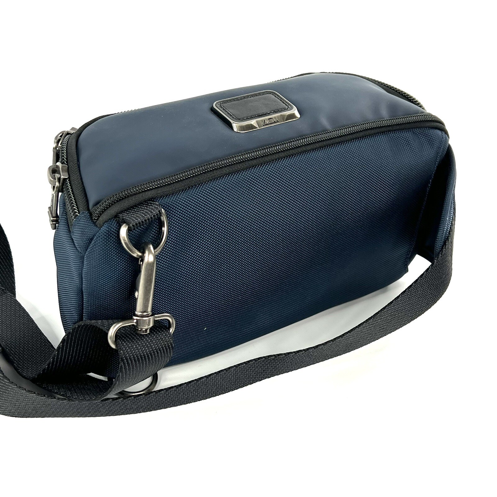 TUMI Alpha Bravo Platoon Sling Navy Blue and Black Shoulder Bag Crossbody