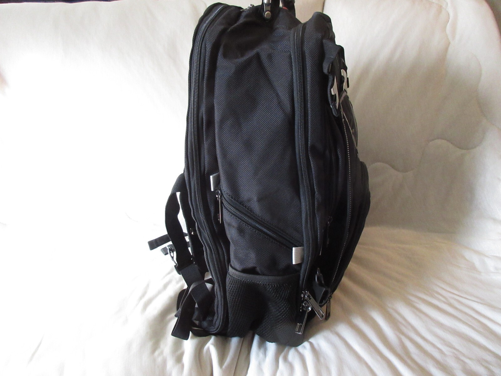 New 18.4 Inch Laptop Backpack, Extra Large Travel Backpack with USB Charger Port