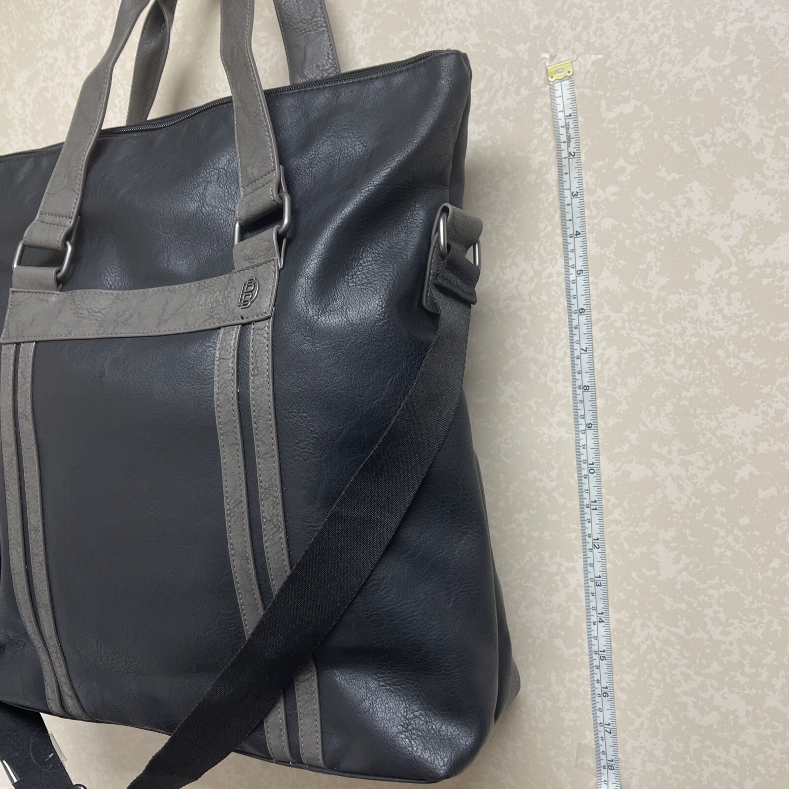 Buffalo Messenger Shoulder Bag Black/Grey Unisex 17”x17.5” 16”Laptop Pocket $99