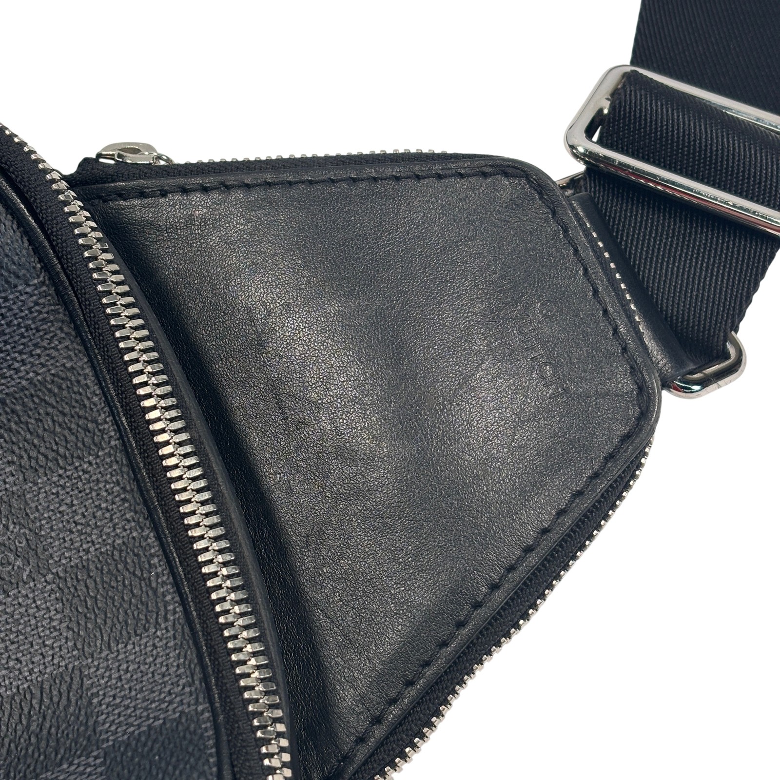 Louis Vuitton Avenue Slingbag Damier Graphite Canvas Men’s Shoulder Bag