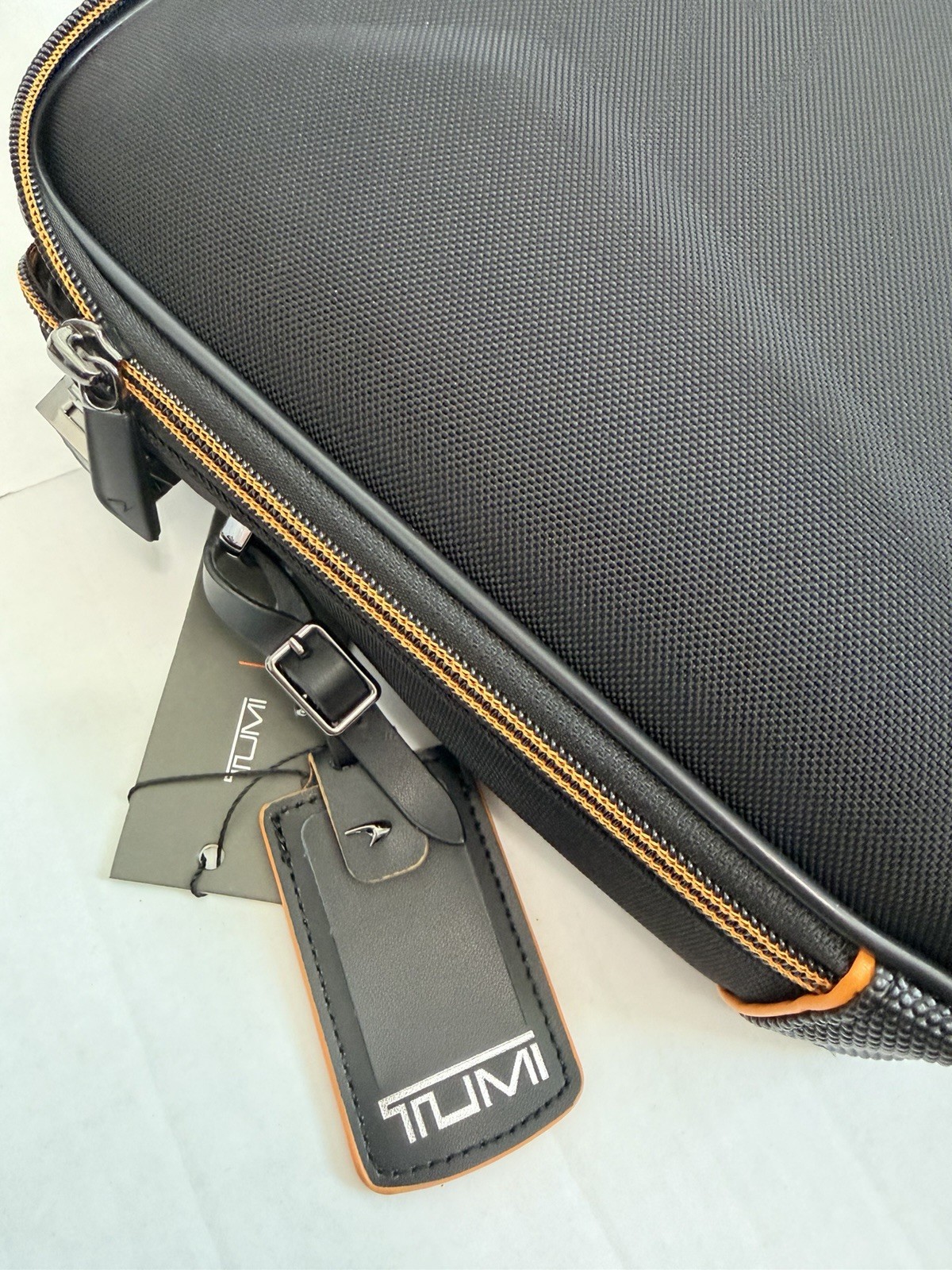 TUMI I MCLAREN Axle Slim Brief