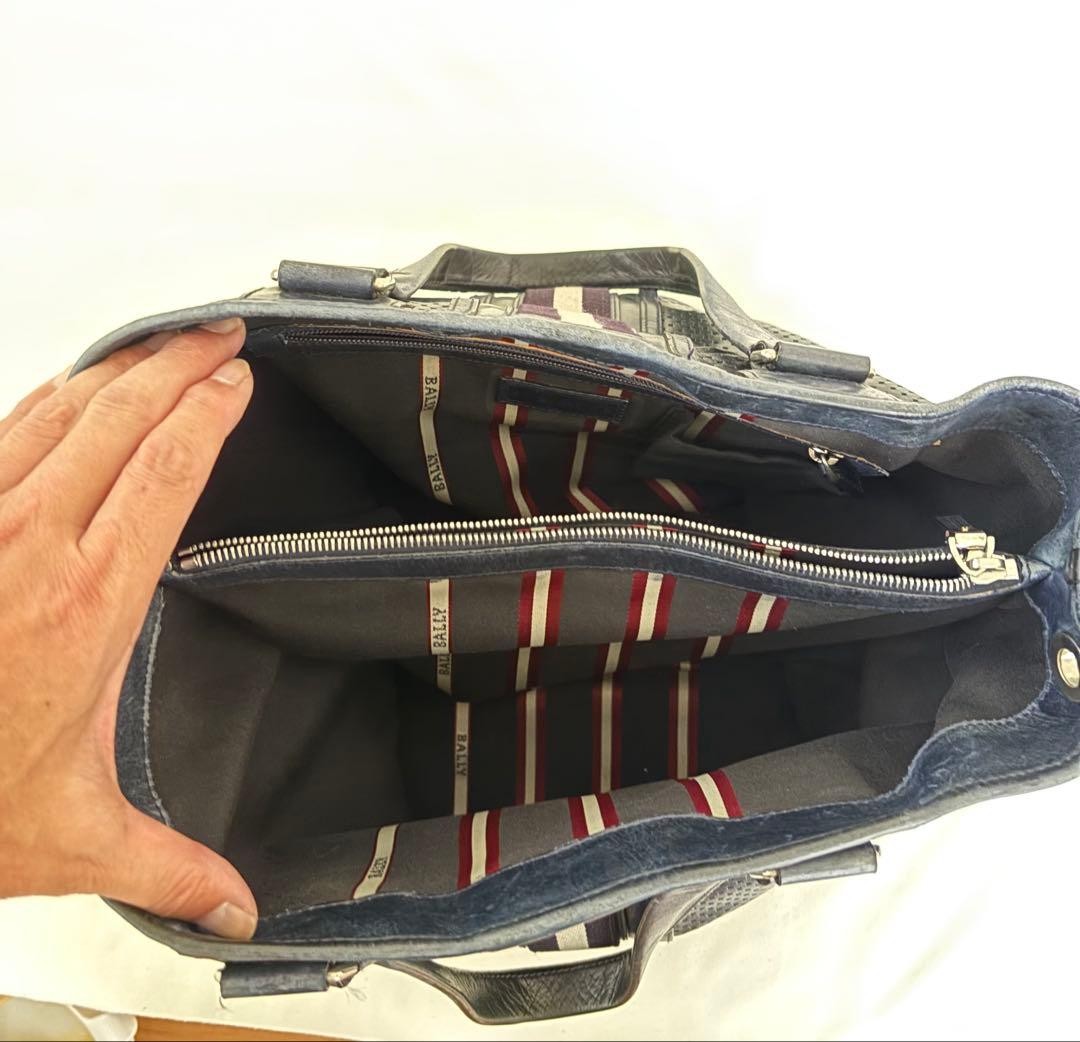 Authentic Balanced Leather Punching Tote Bag Navy 37cm x 39cm | Bally Leather To