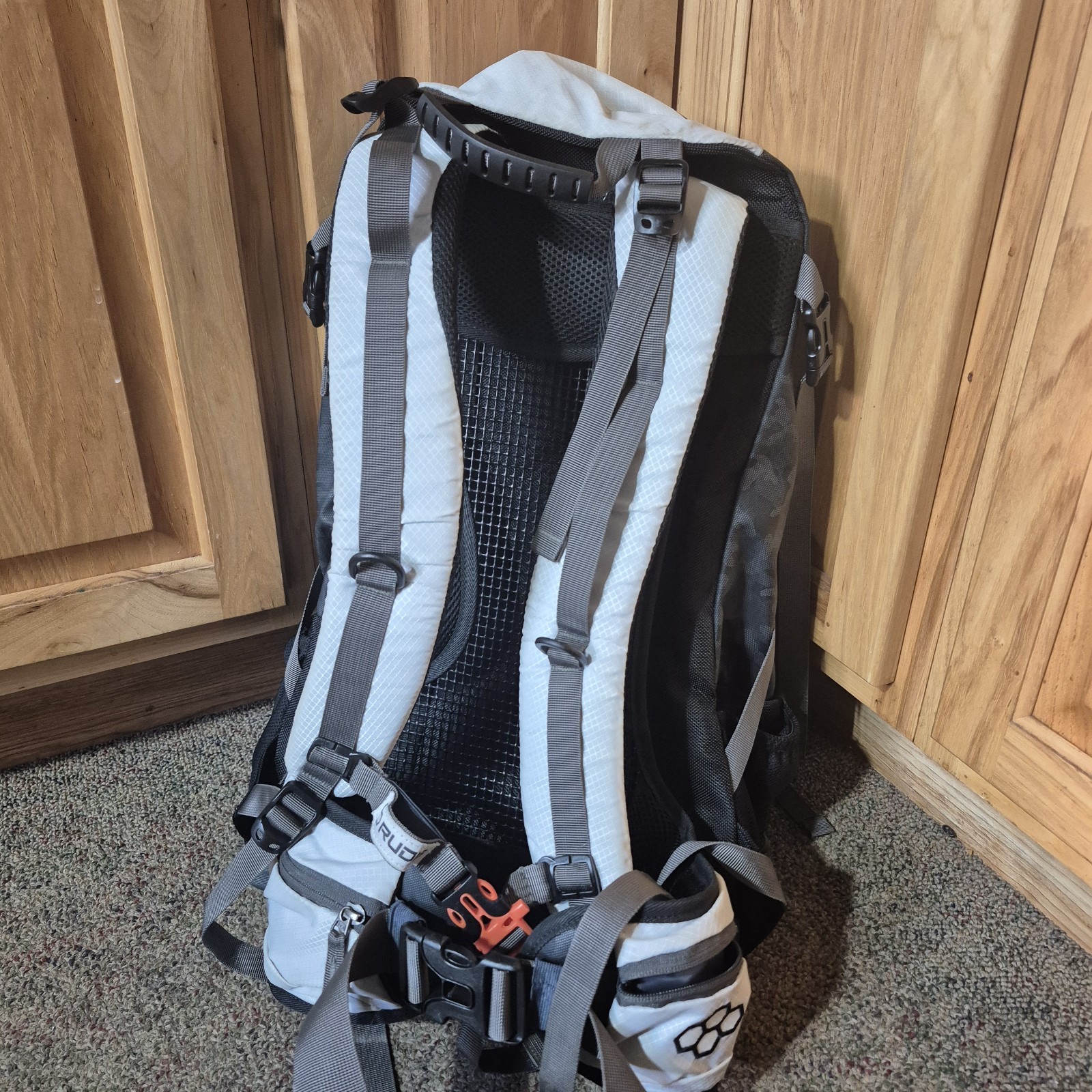 READ RUDIS Genesis Wrestling Gearpack IV 35L Backpack Bag White With Rain Cover