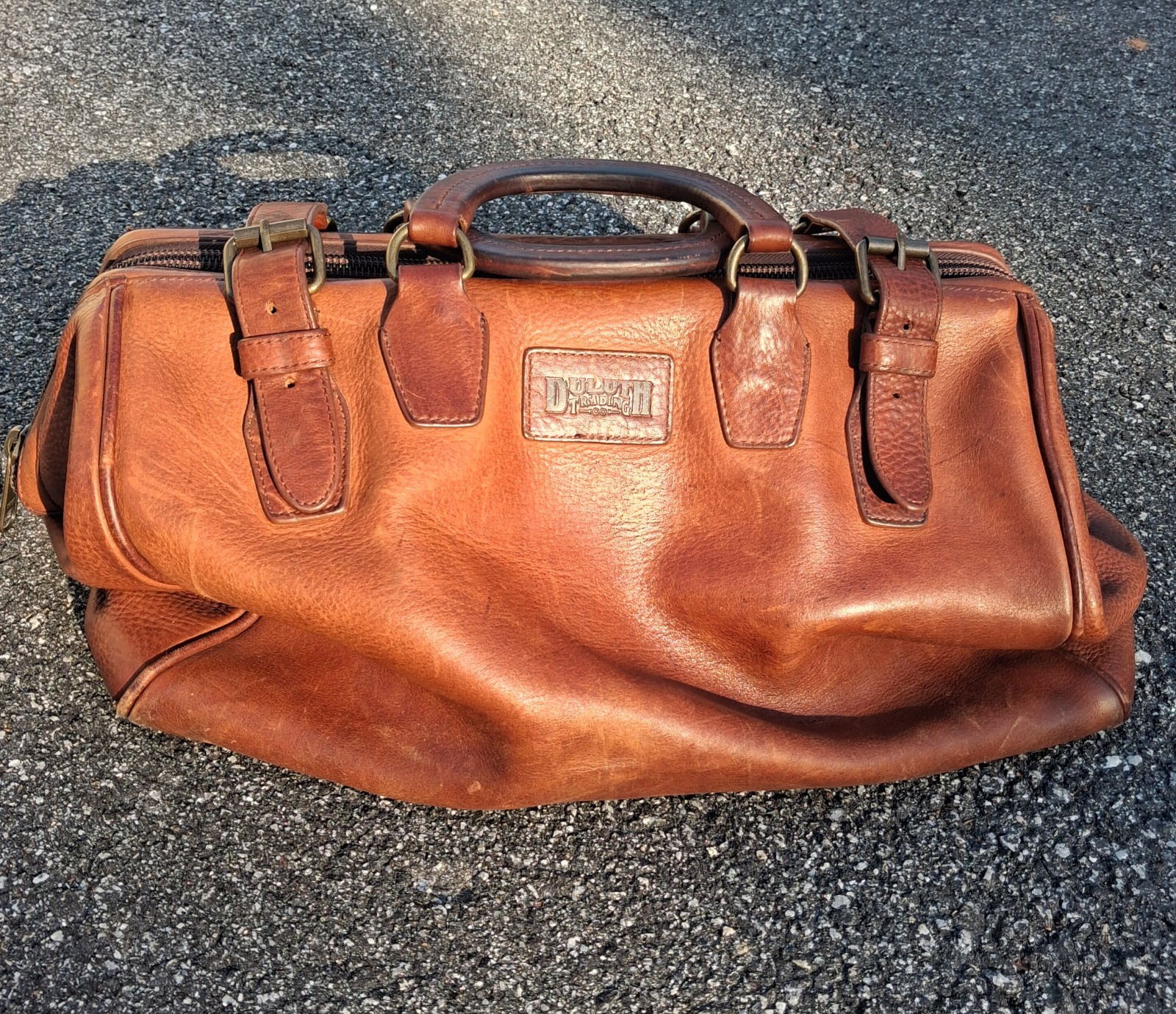 Duluth Trading Heavy Leather Doctor Bag Weekender Gladstone Briefcase Traveler