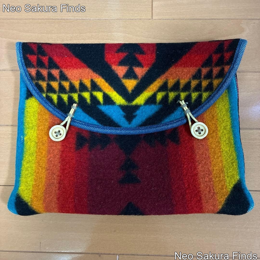 Misterfreedom Wool Clutch Bag Tribal-Patterned Red Blue Yellow Orange