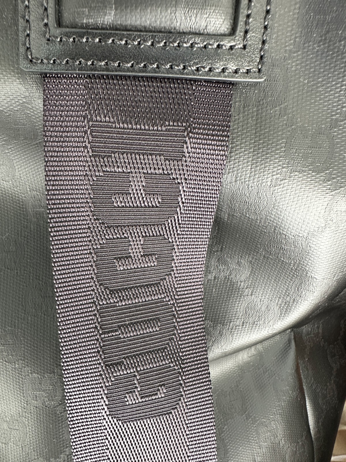 NWT Gucci Matte GG Crystal Canvas Tote Bag Black Logo Italy Authentic 779816