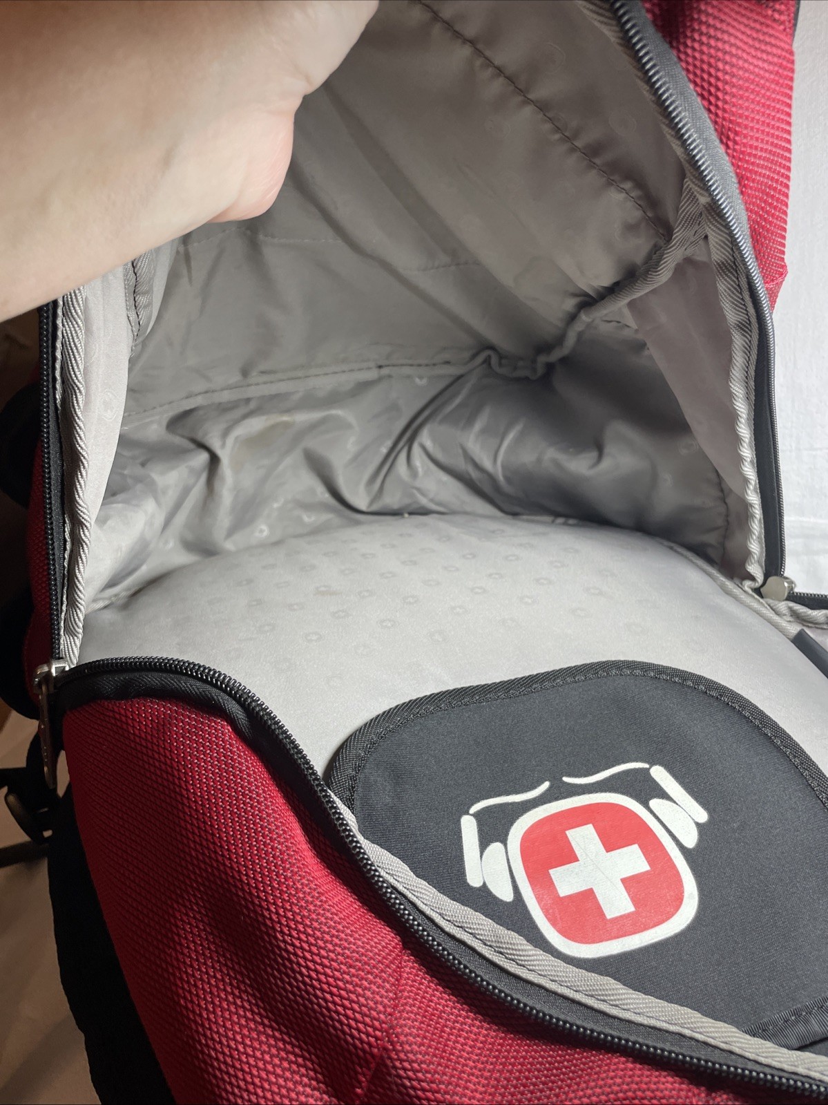 SwissGear Airflow Backpack Red Black Multi Pocket Laptop Travel School Bag