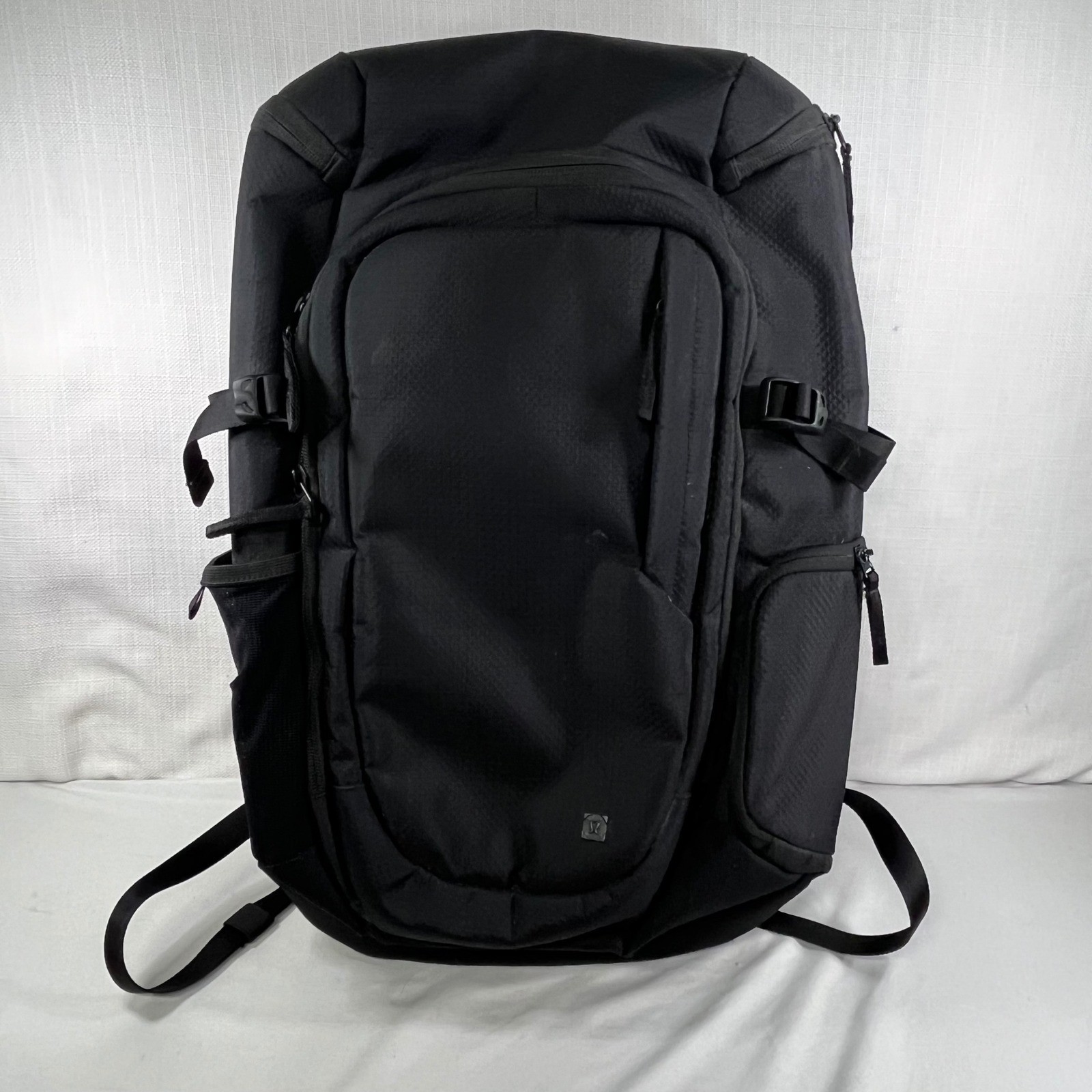 Lululemon More Miles Backpack Black Travel Gym Commuter Laptop Bag 25.5L