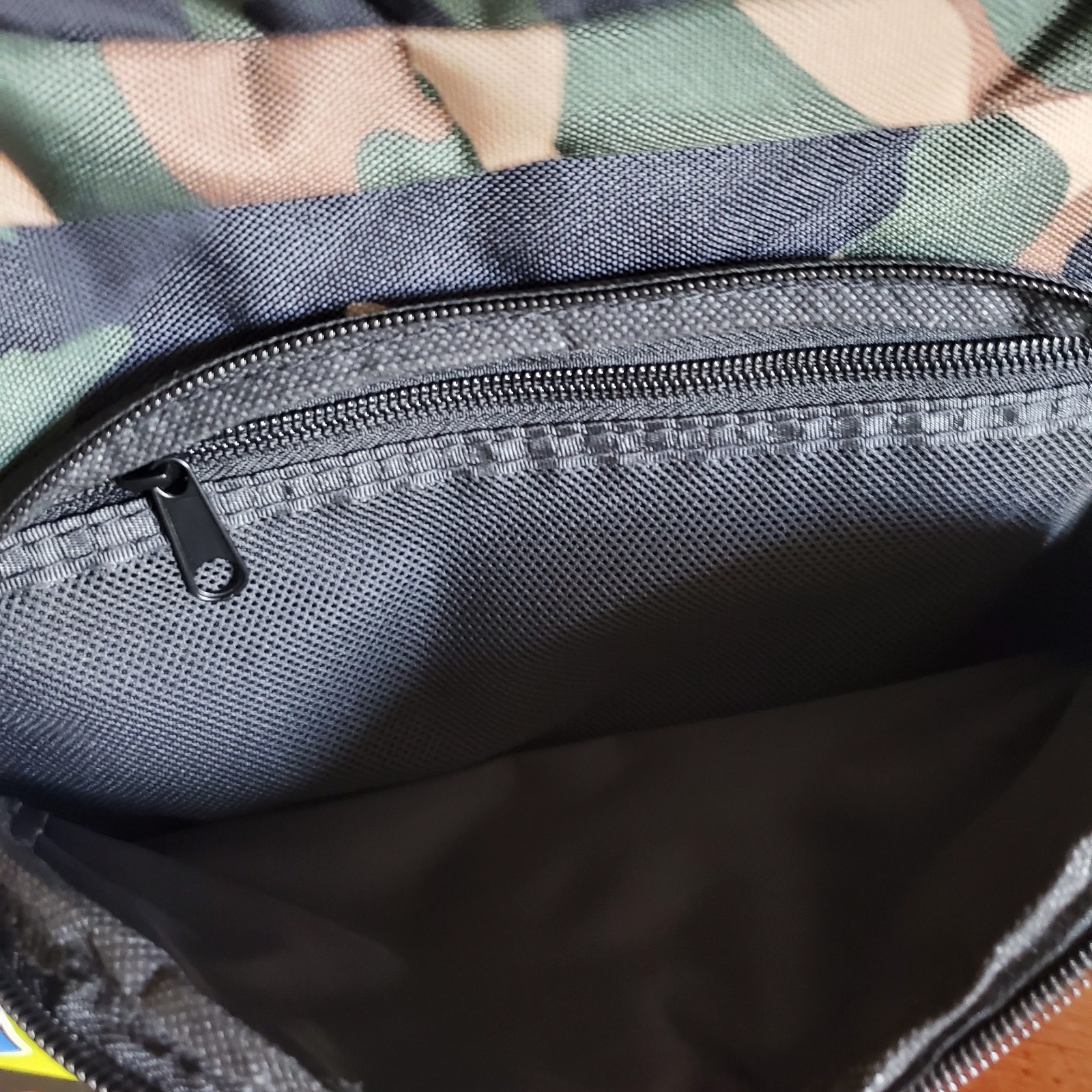 NWT Eastsport Eclipse Core 19″ Backpack Green Army Camo Unisex