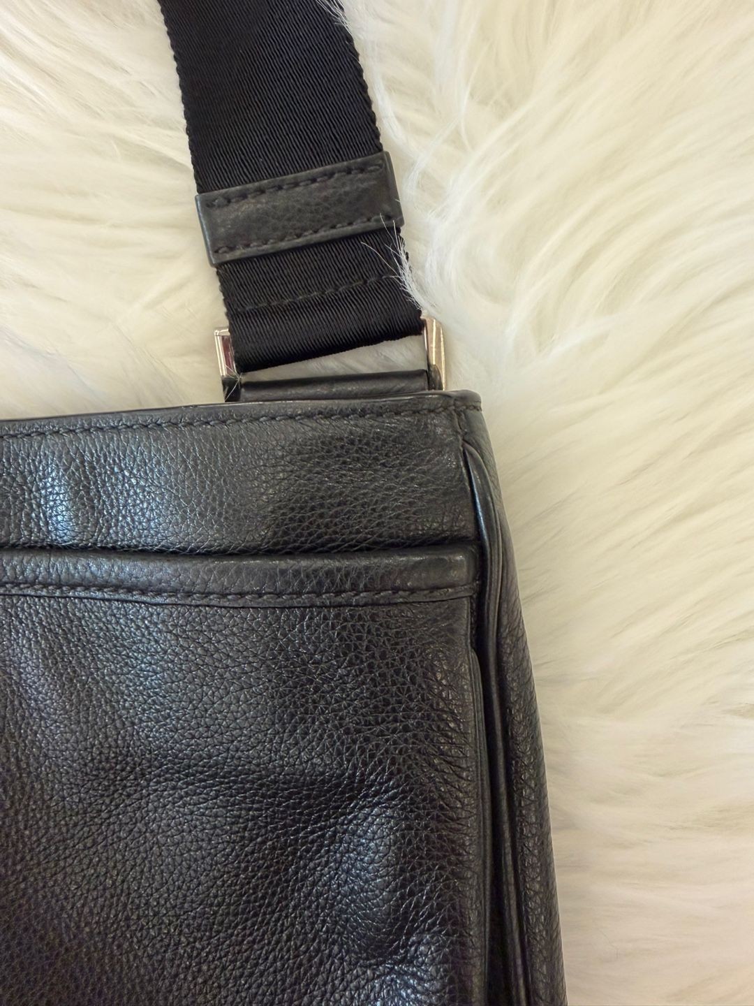 Prada Vitello Leather Crossbody Bag (2VH019) 151645554 [P]