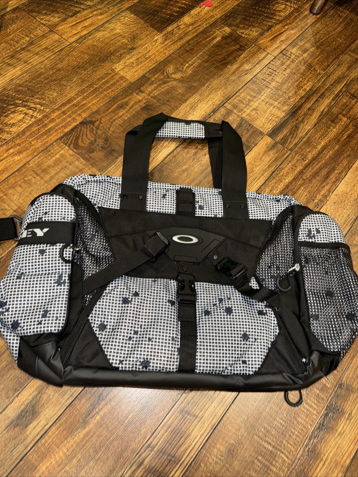 Oakley IB Boston Bag/WHITE GEO PRINT