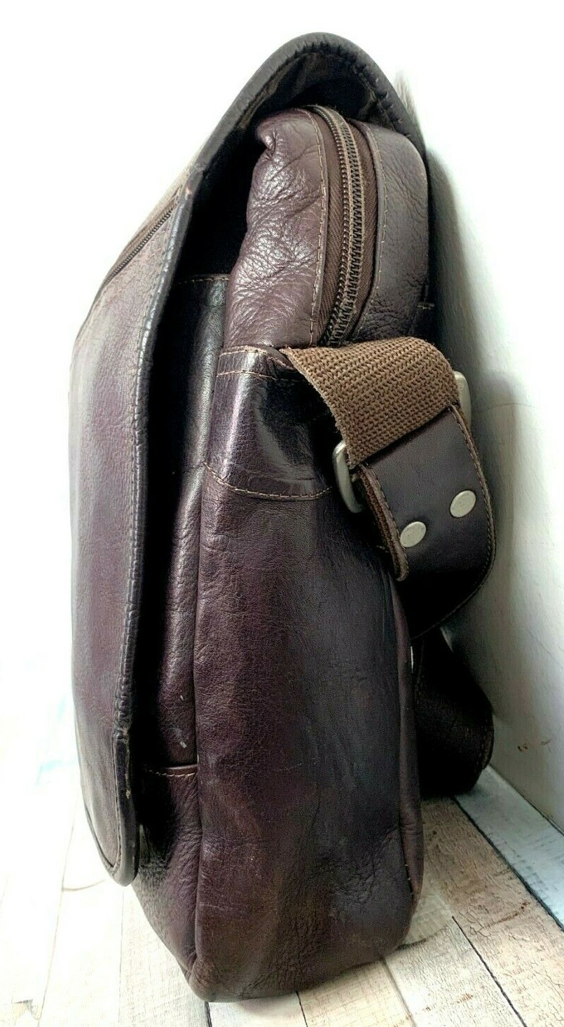 Colombia BROWN GENUINE LEATHER FLAP ZIP TOP MESSENGER SHOULDER BAG