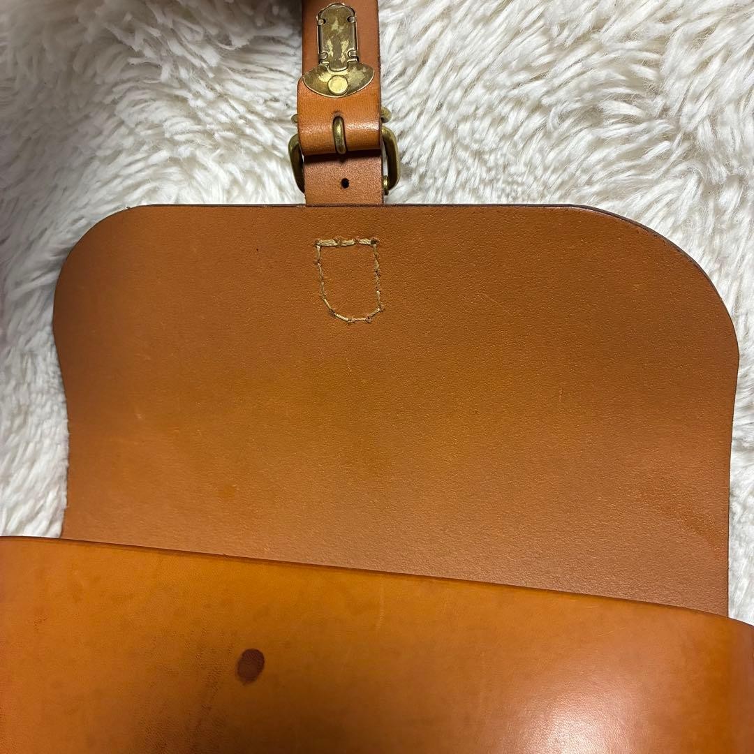 Brown Leather Shoulder Bag Flap Closure 24cm 9.4in Classic Style Strap 123cm