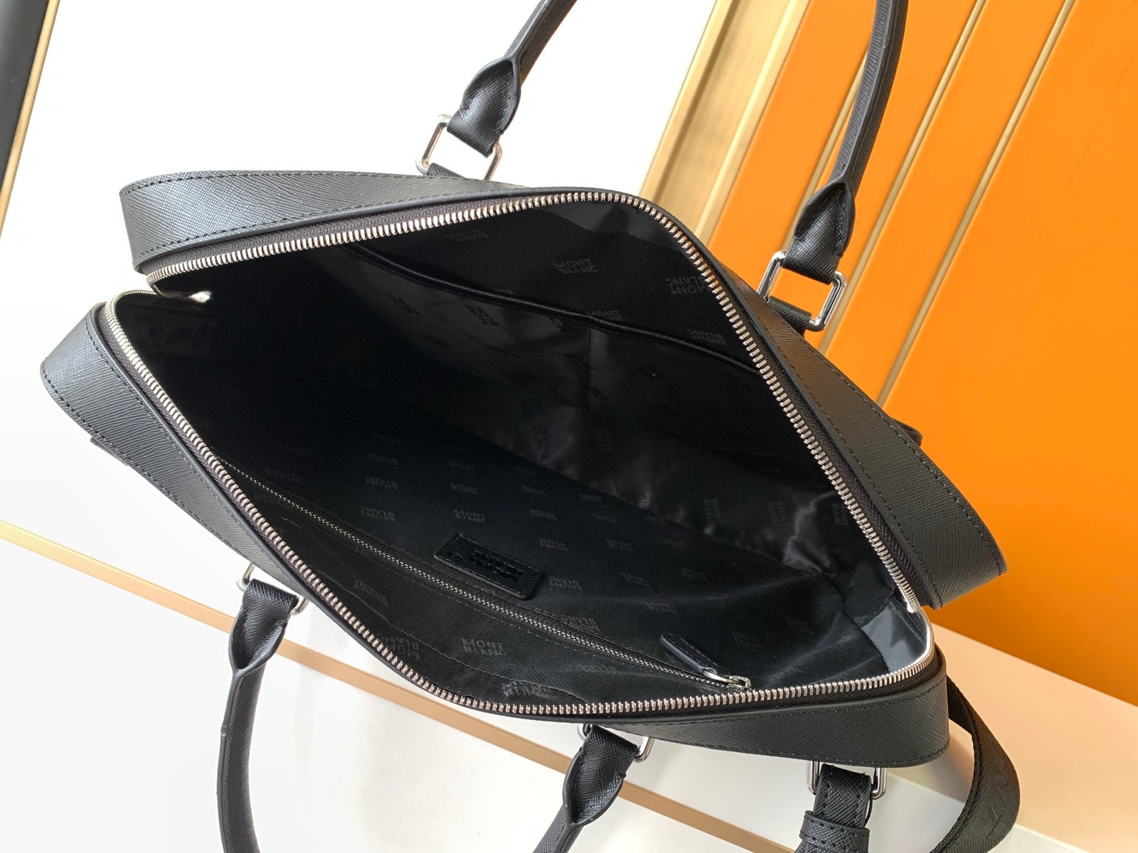 Leather Shoulder Bag Handbag 130271