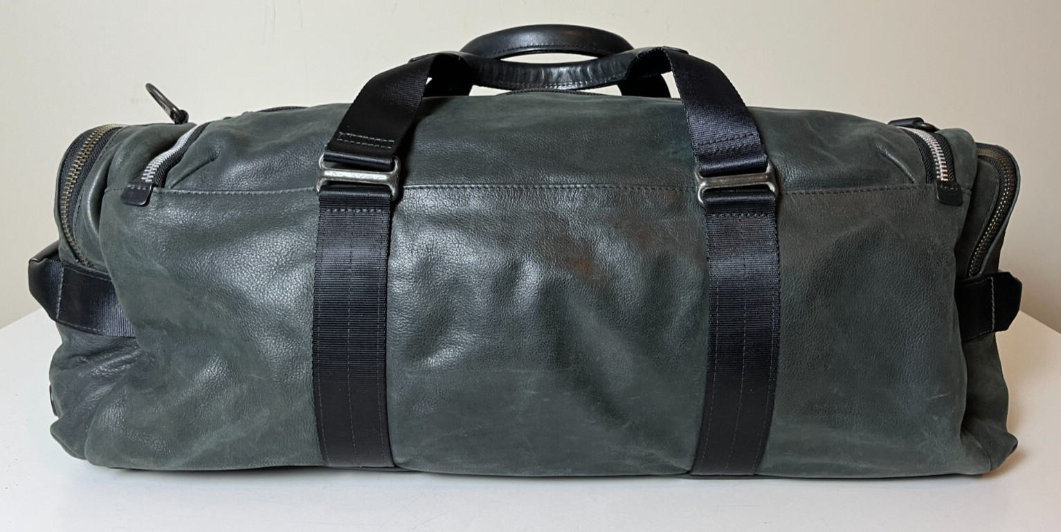 Tumi Alpha Bravo “McGuire” Duffle/Gym Bag/Carry-On – Black 92350DH
