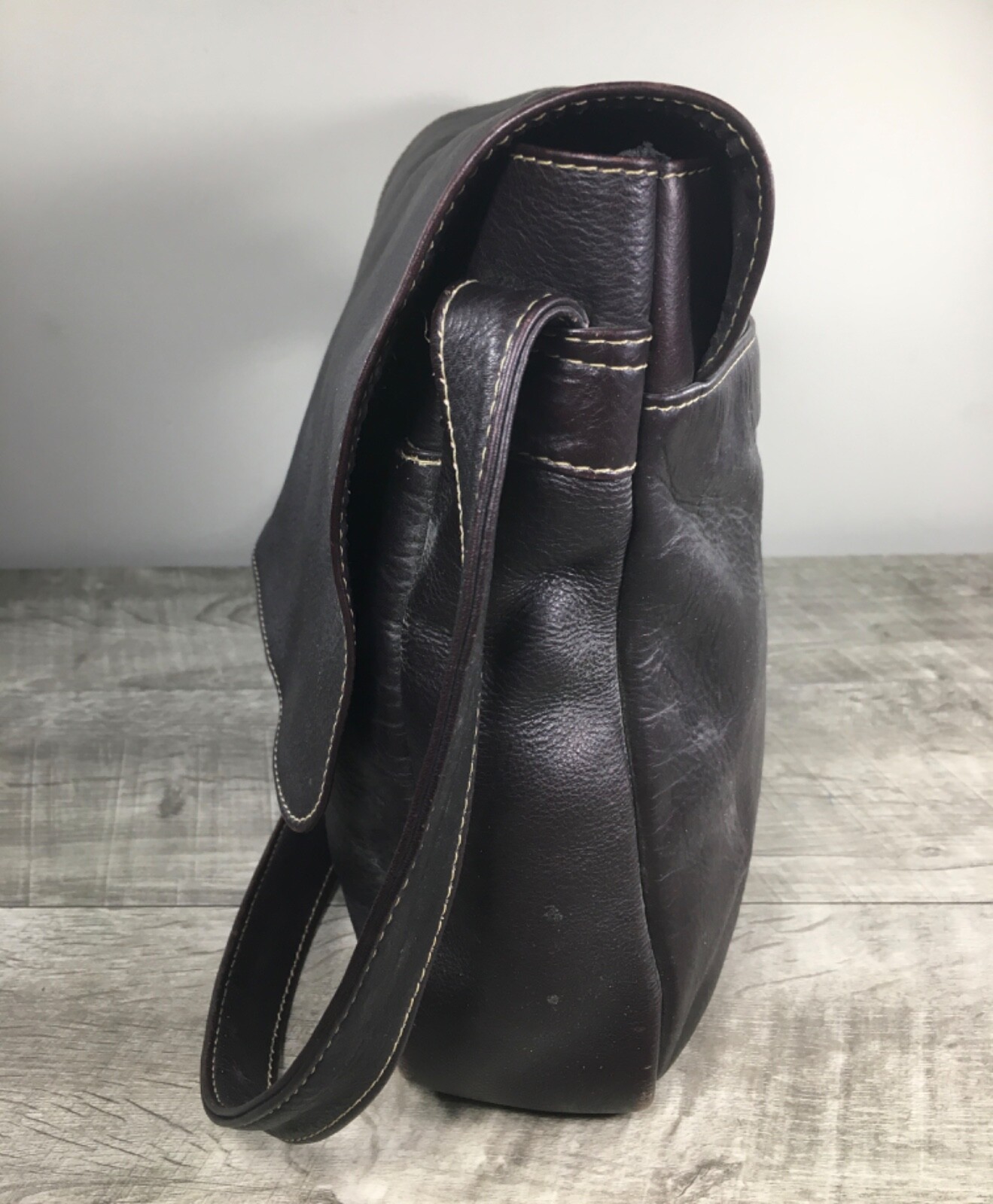 Made in Colombia Brown Leather Briefcase Shoulder Bag Messenger School Vintage
