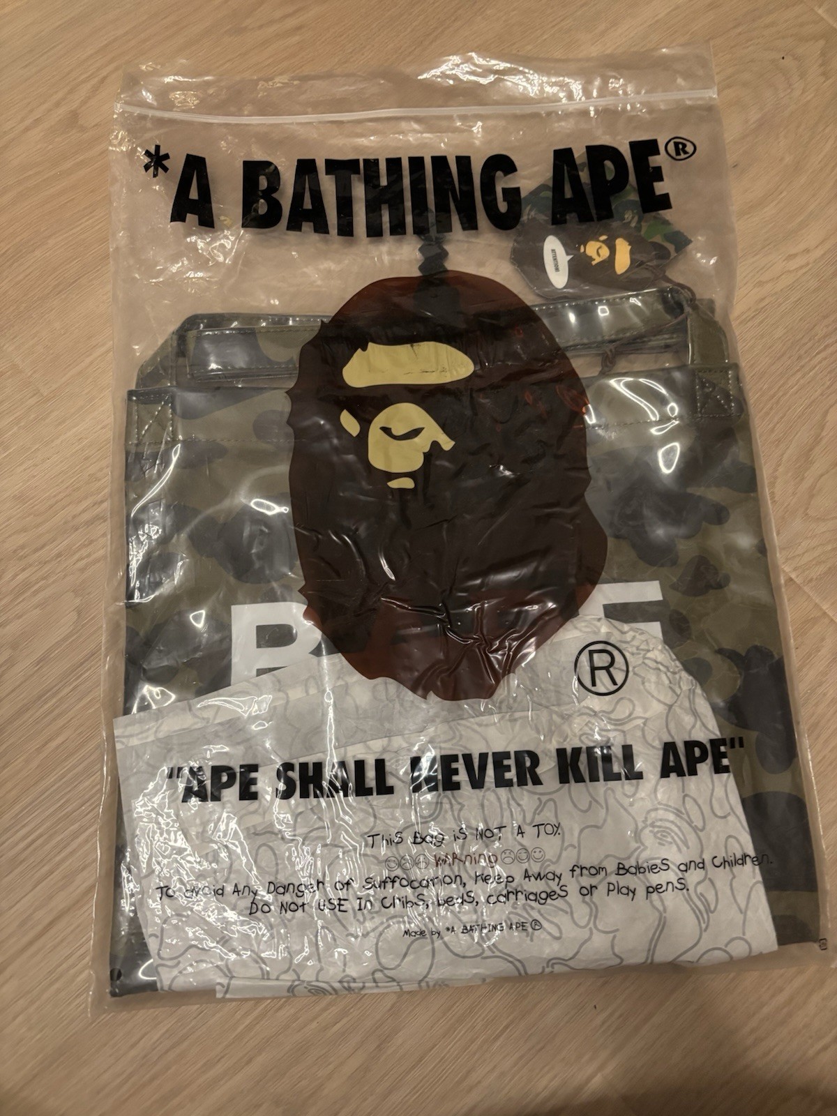 A Bathing Ape BAPE Camo Crossbody Shoulder Bag Zip Adjustable Strap Medium
