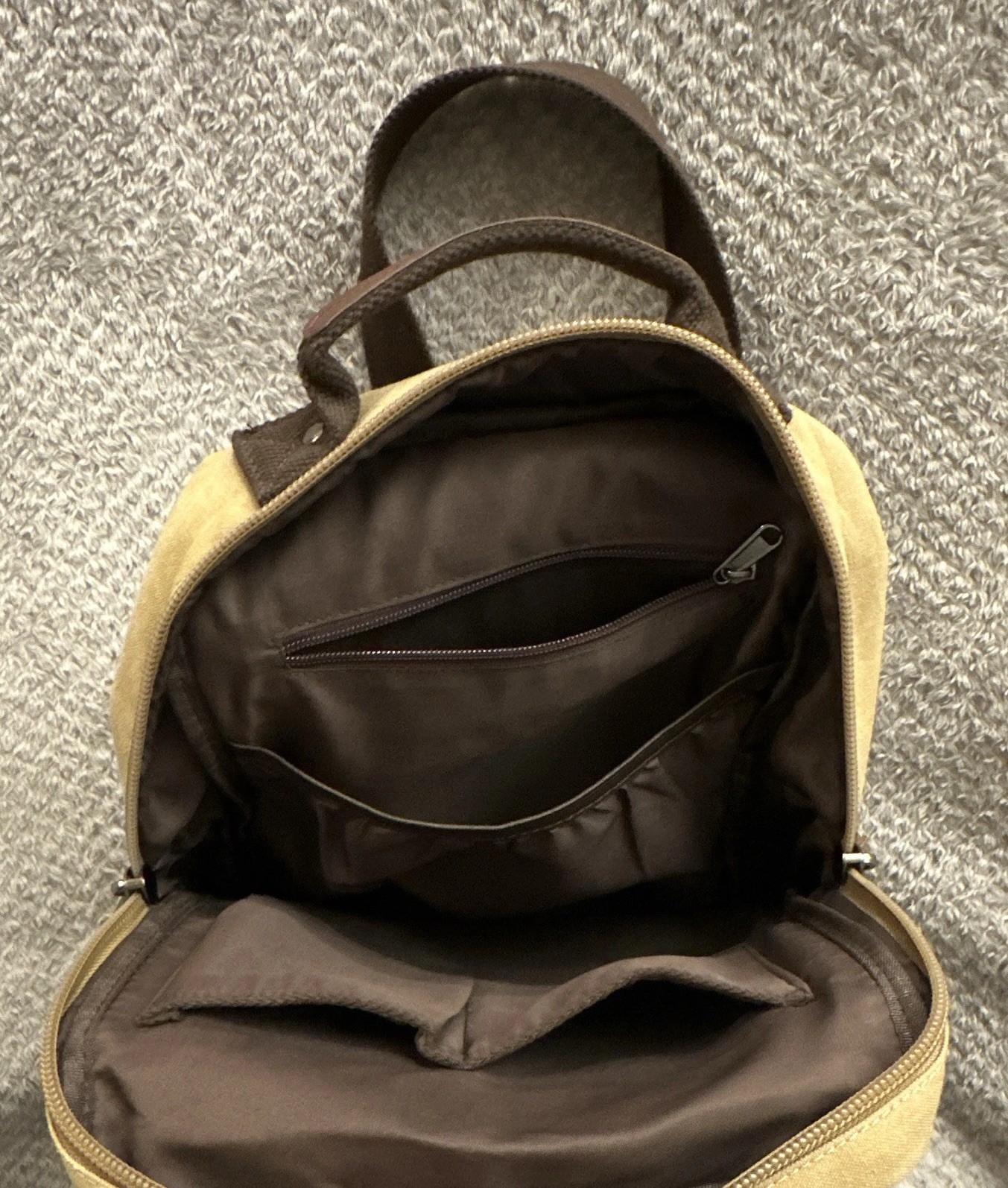 Beige Brown Crossbody Sling Bag Adjustable Strap – EXCELLENT CONDITION