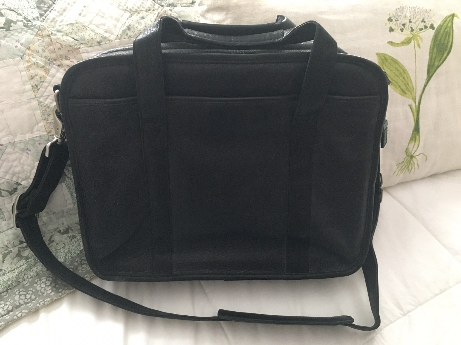 WILSONS Black Leather Small Medium Briefbag Case Messenger Laptop Bag-NEW no tag