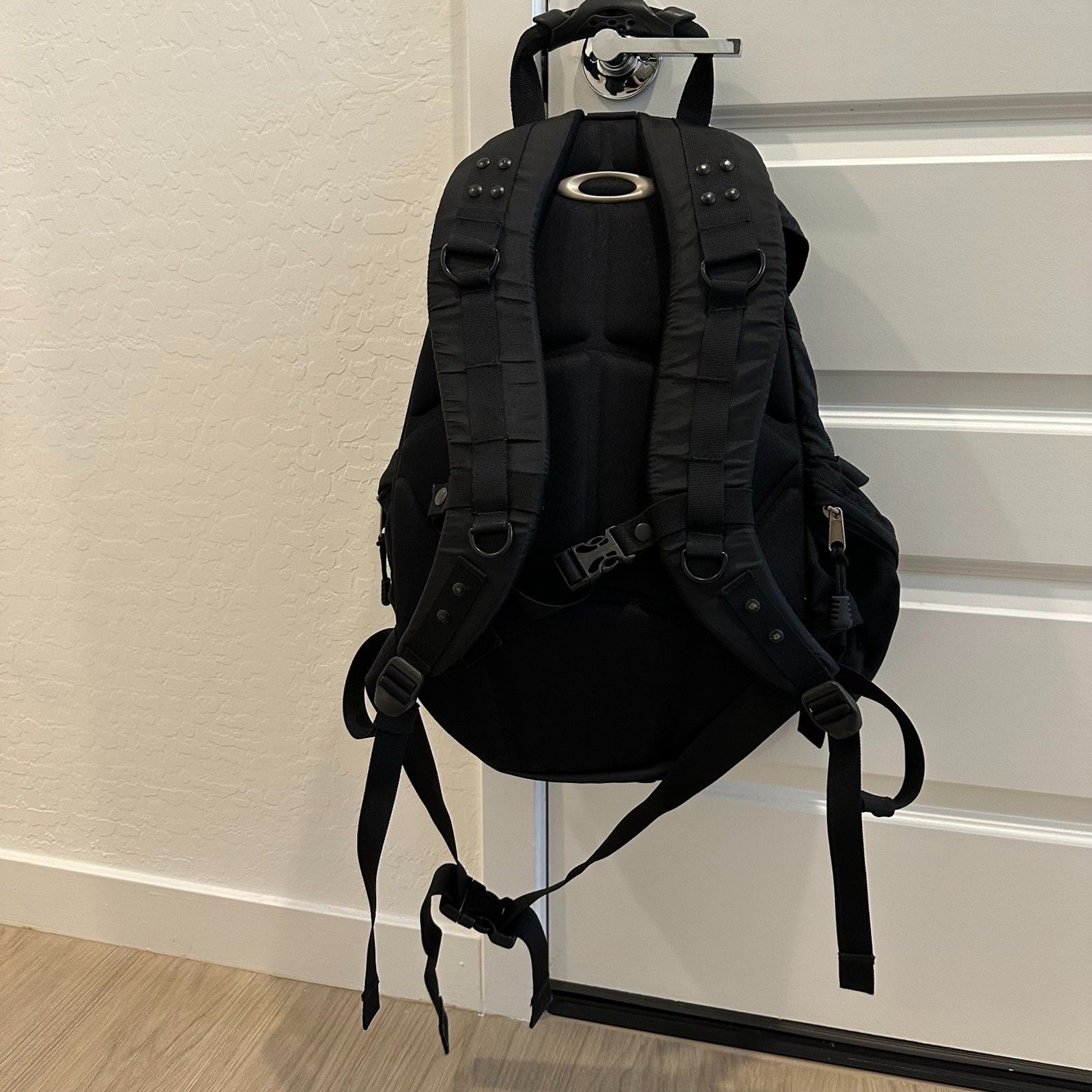 Oakley Icon Rc Backpack in Blackout