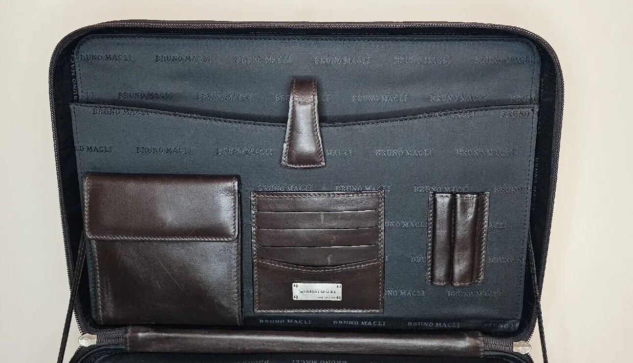 BRUNO MAGLI Brown Leather Compact Briefcase made in Italy Office Bag
