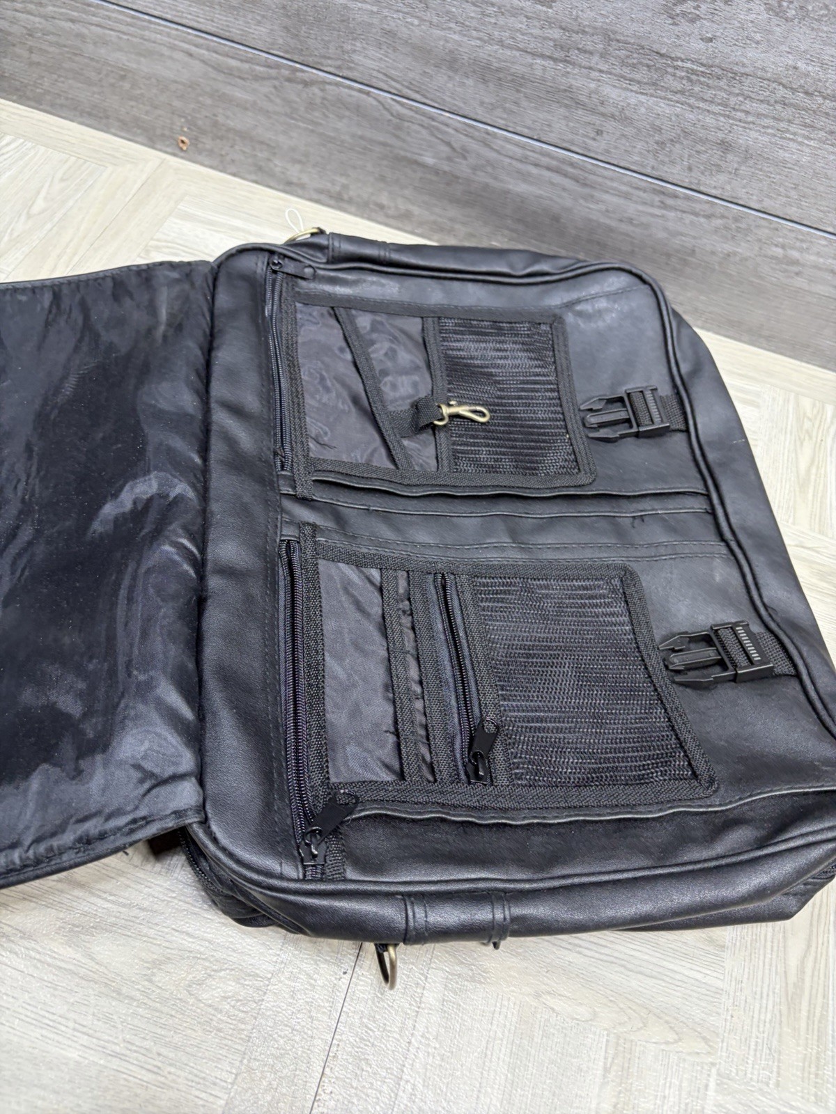 Accent International Black Leather Messenger Laptop Back Carry On Black